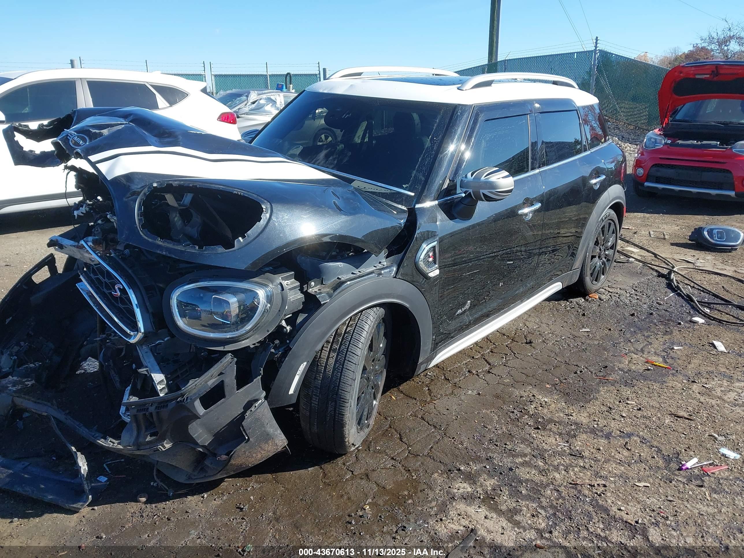 MINI COUNTRYMAN image 2