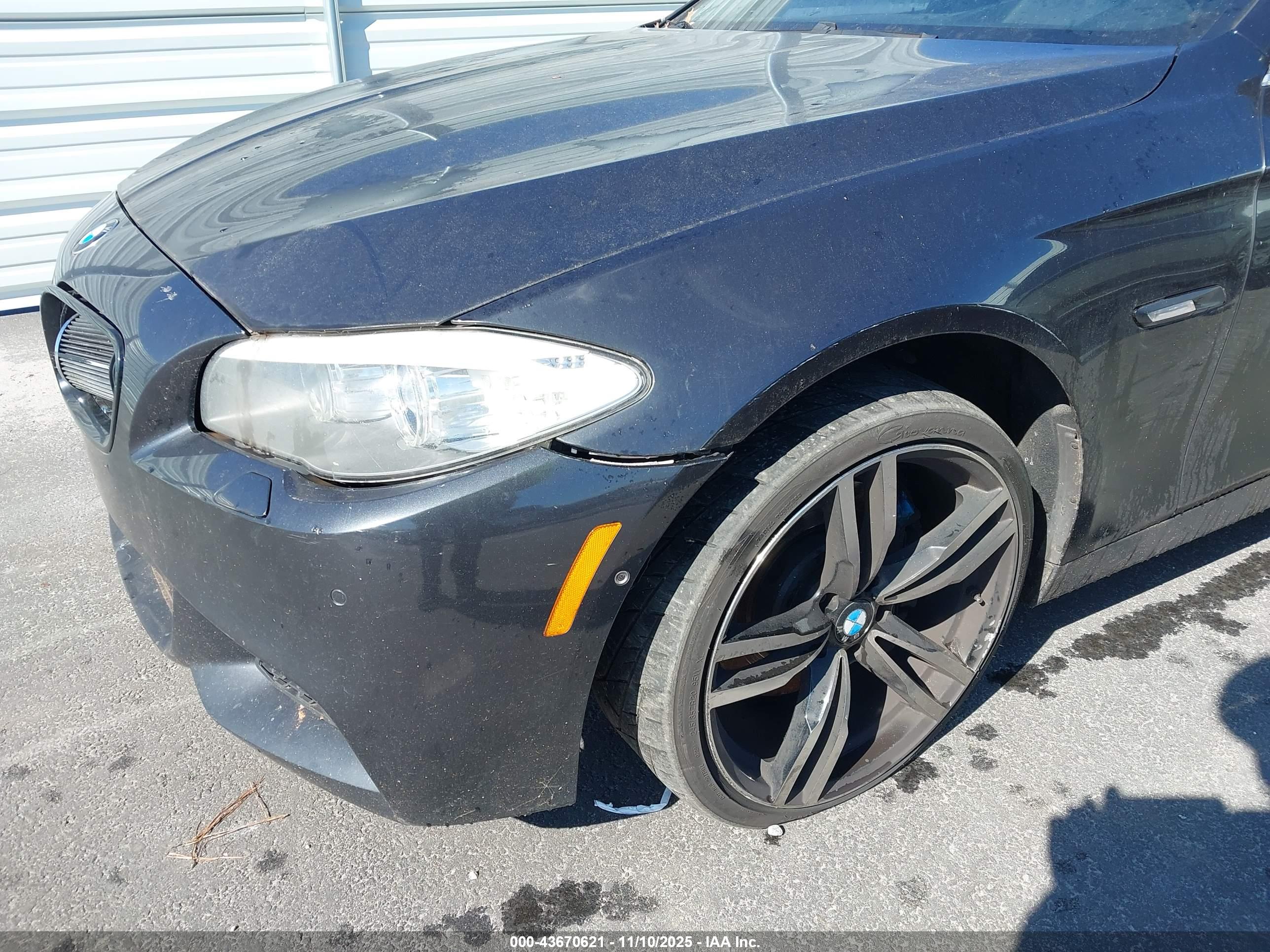 BMW 535I image 6