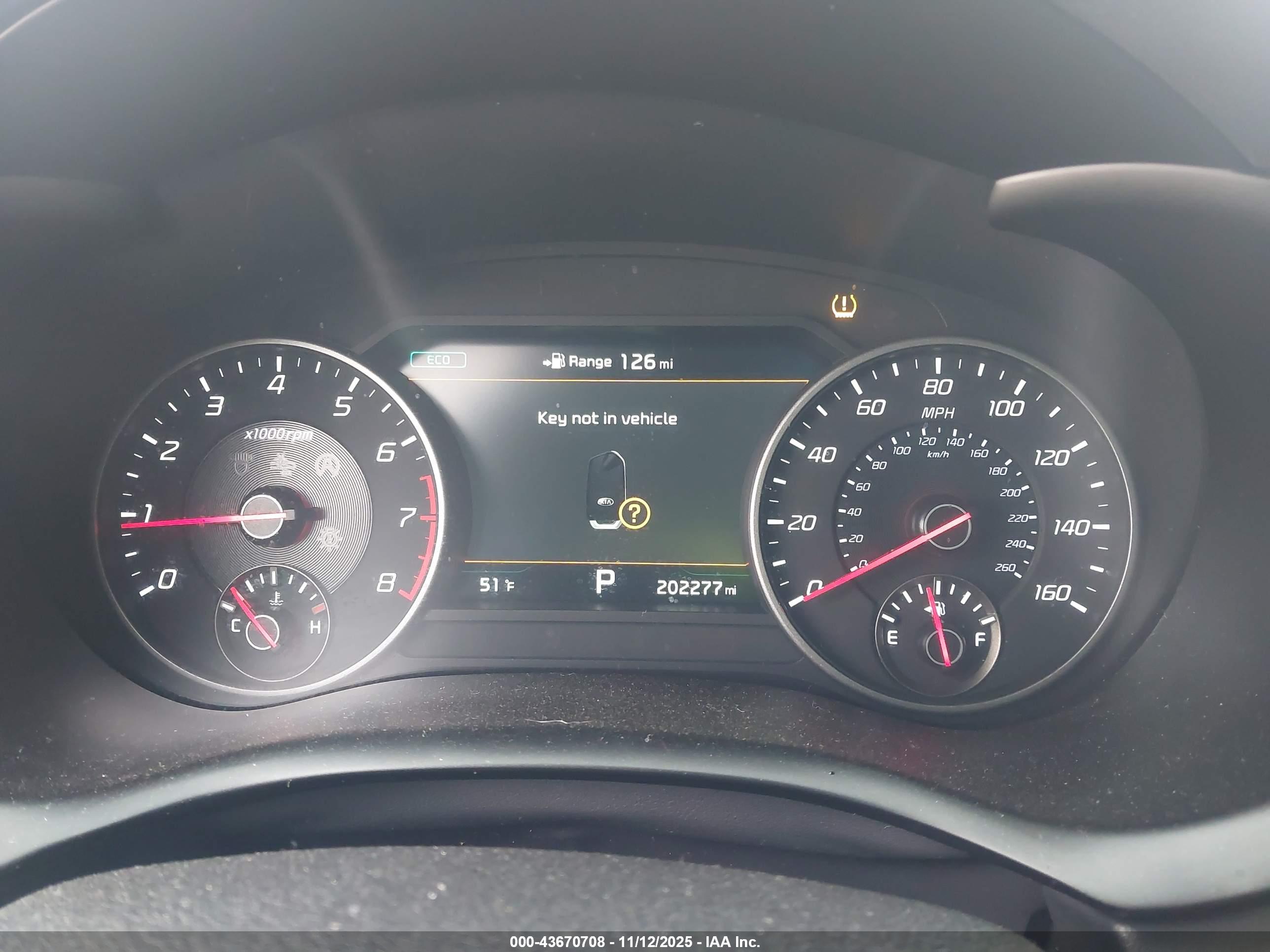 KIA STINGER image 7
