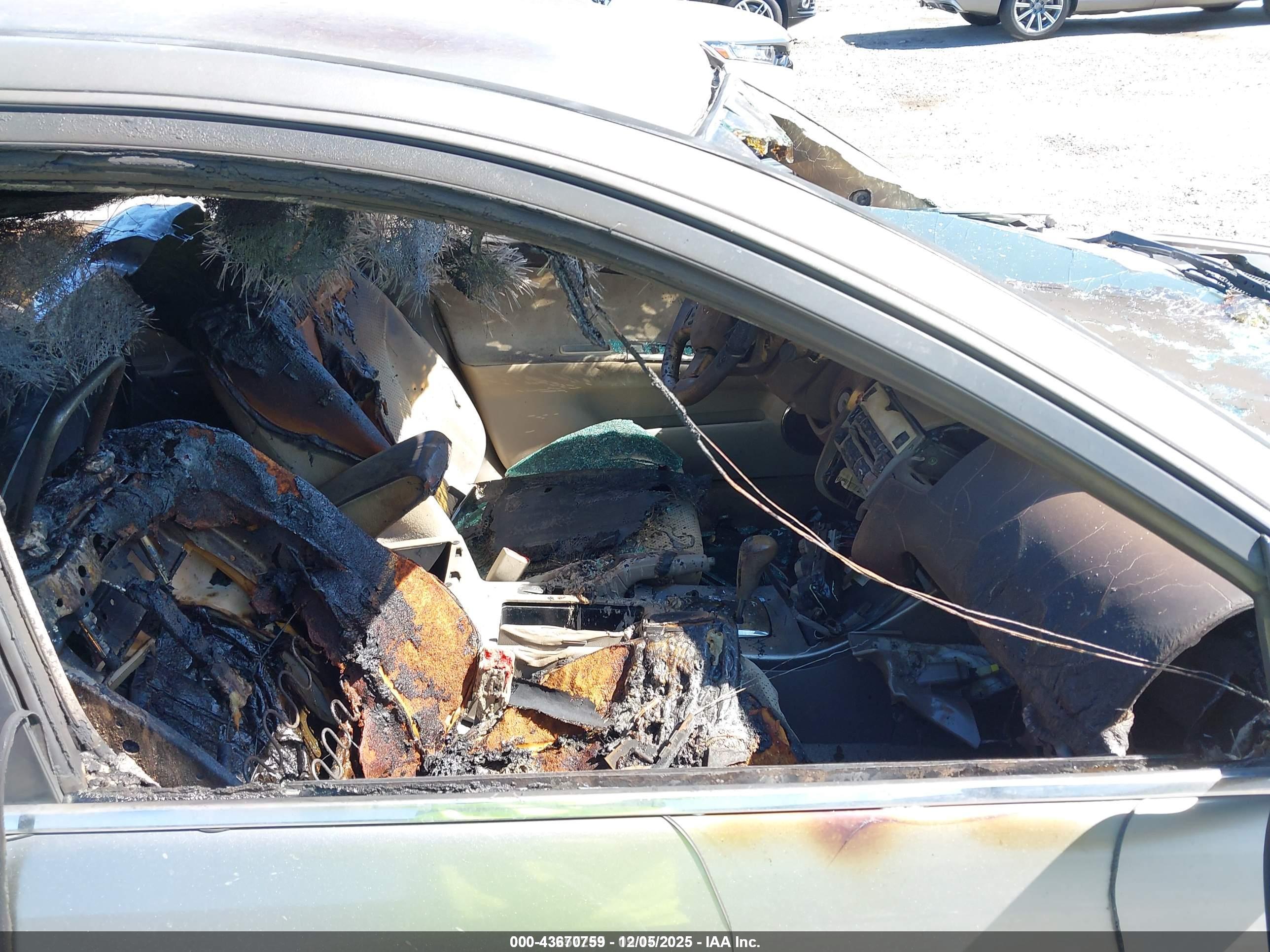 NISSAN ALTIMA image 5