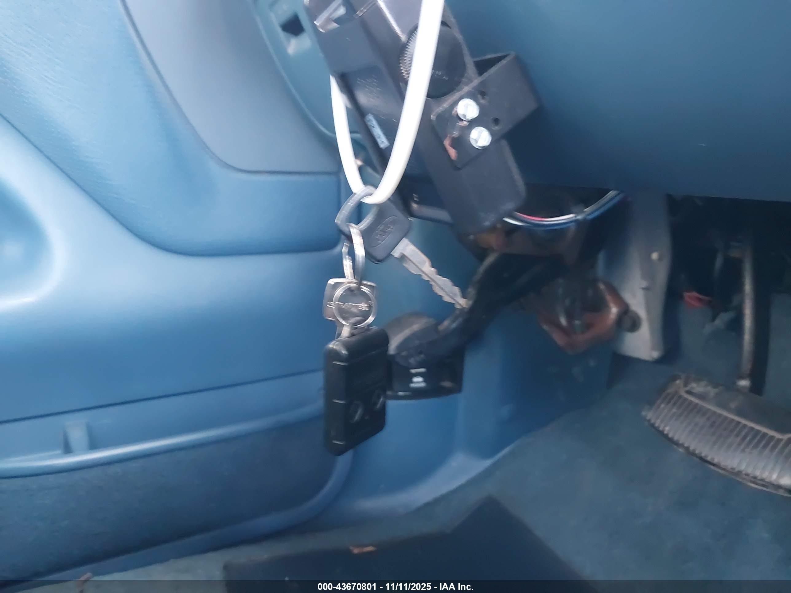 FORD F350 image 11