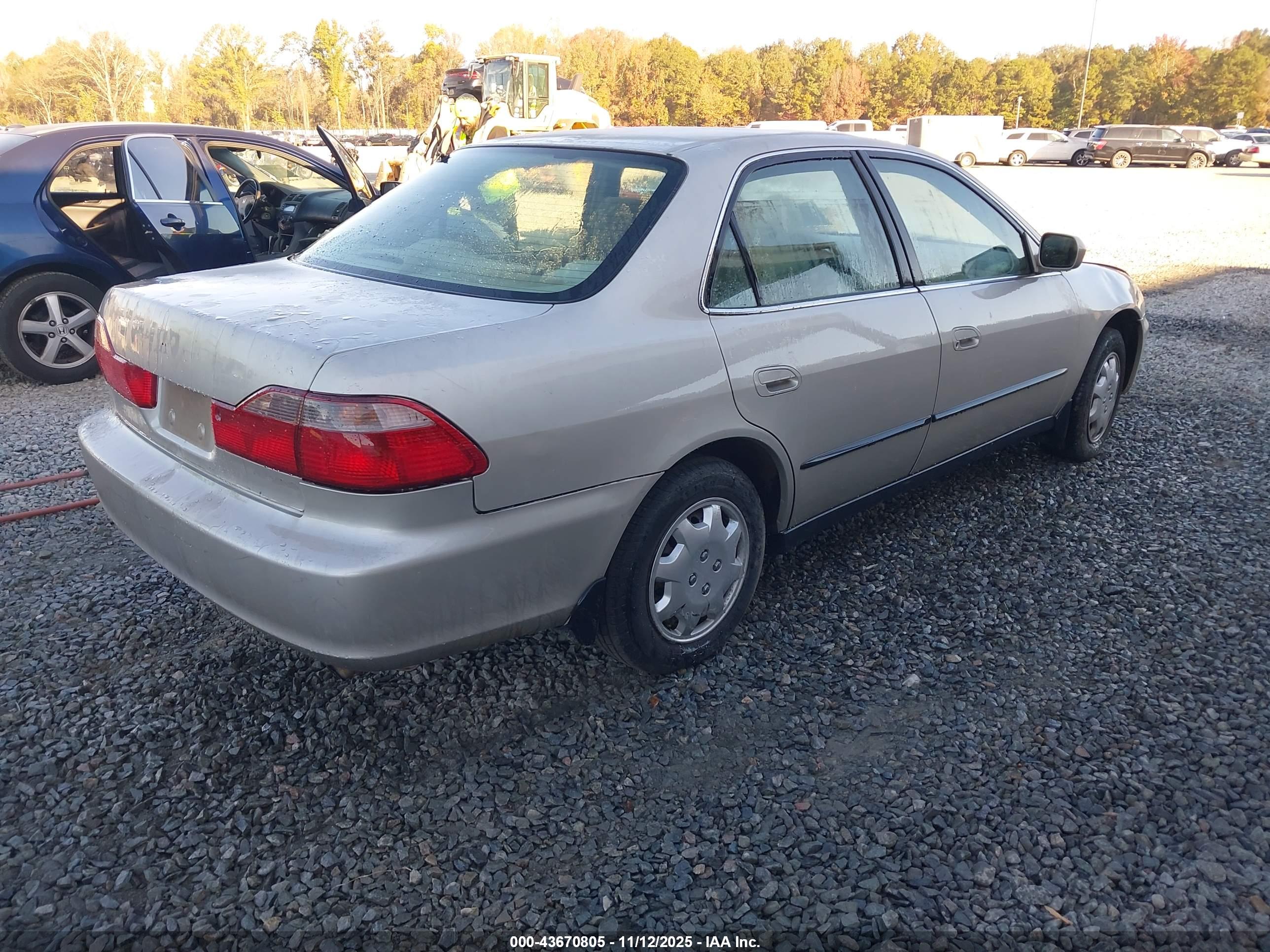 HONDA ACCORD image 4
