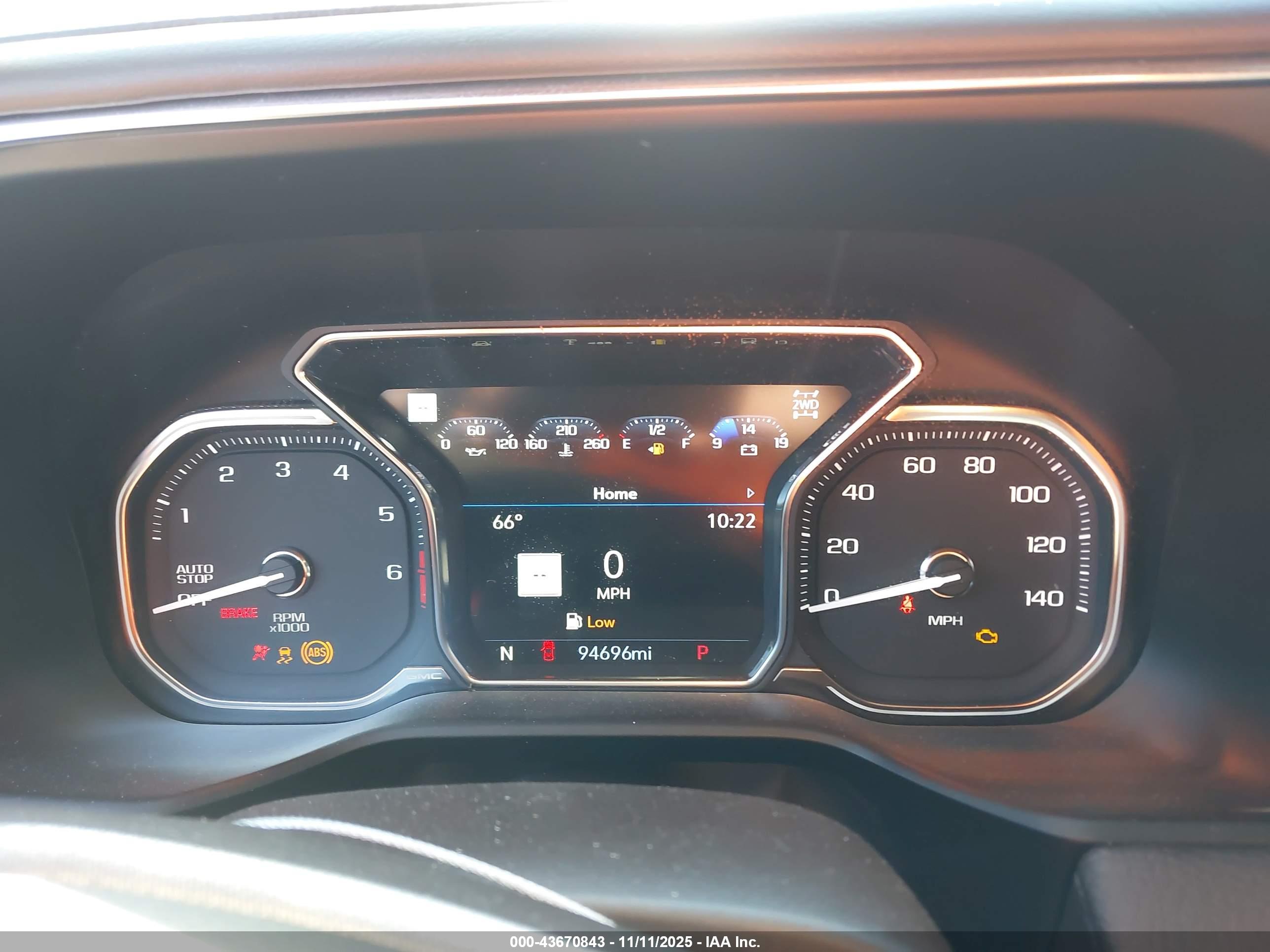 GMC YUKON image 7