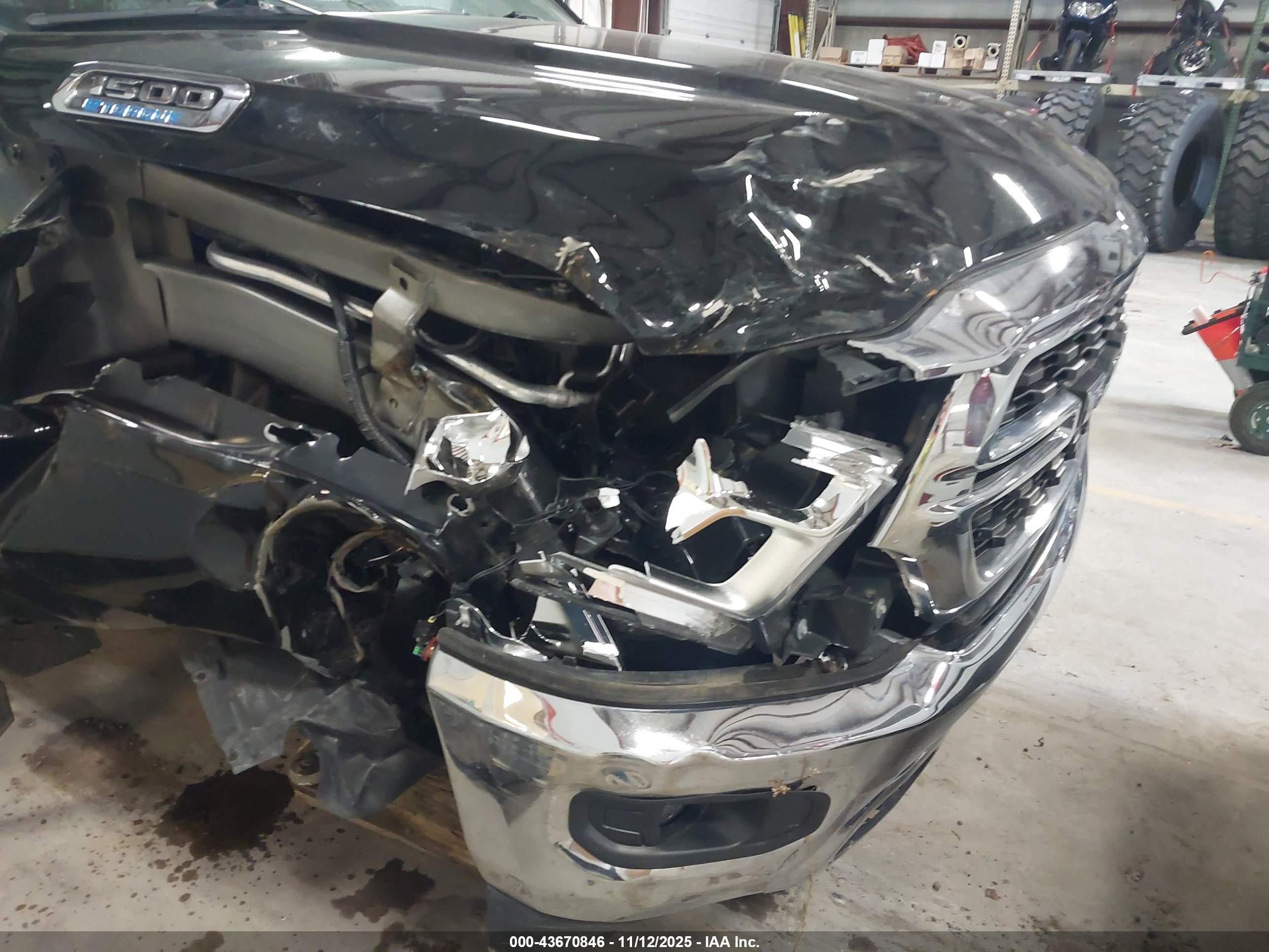 RAM 1500 image 6