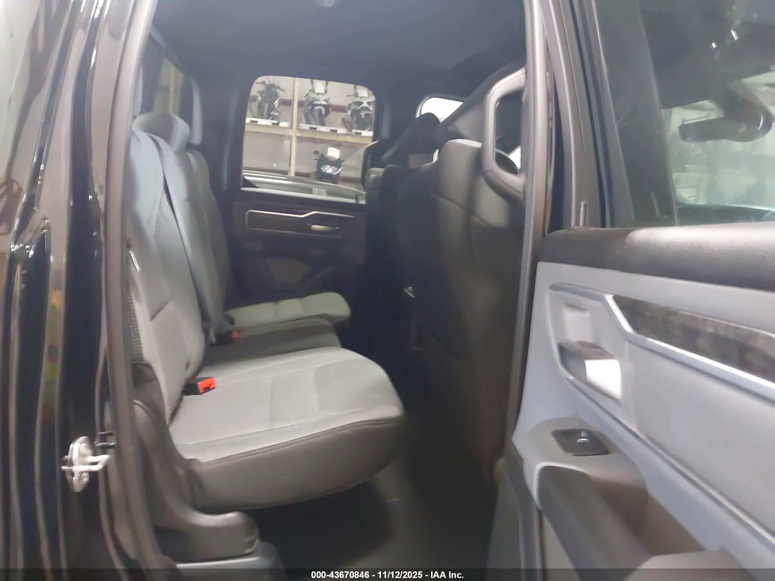 RAM 1500 image 8