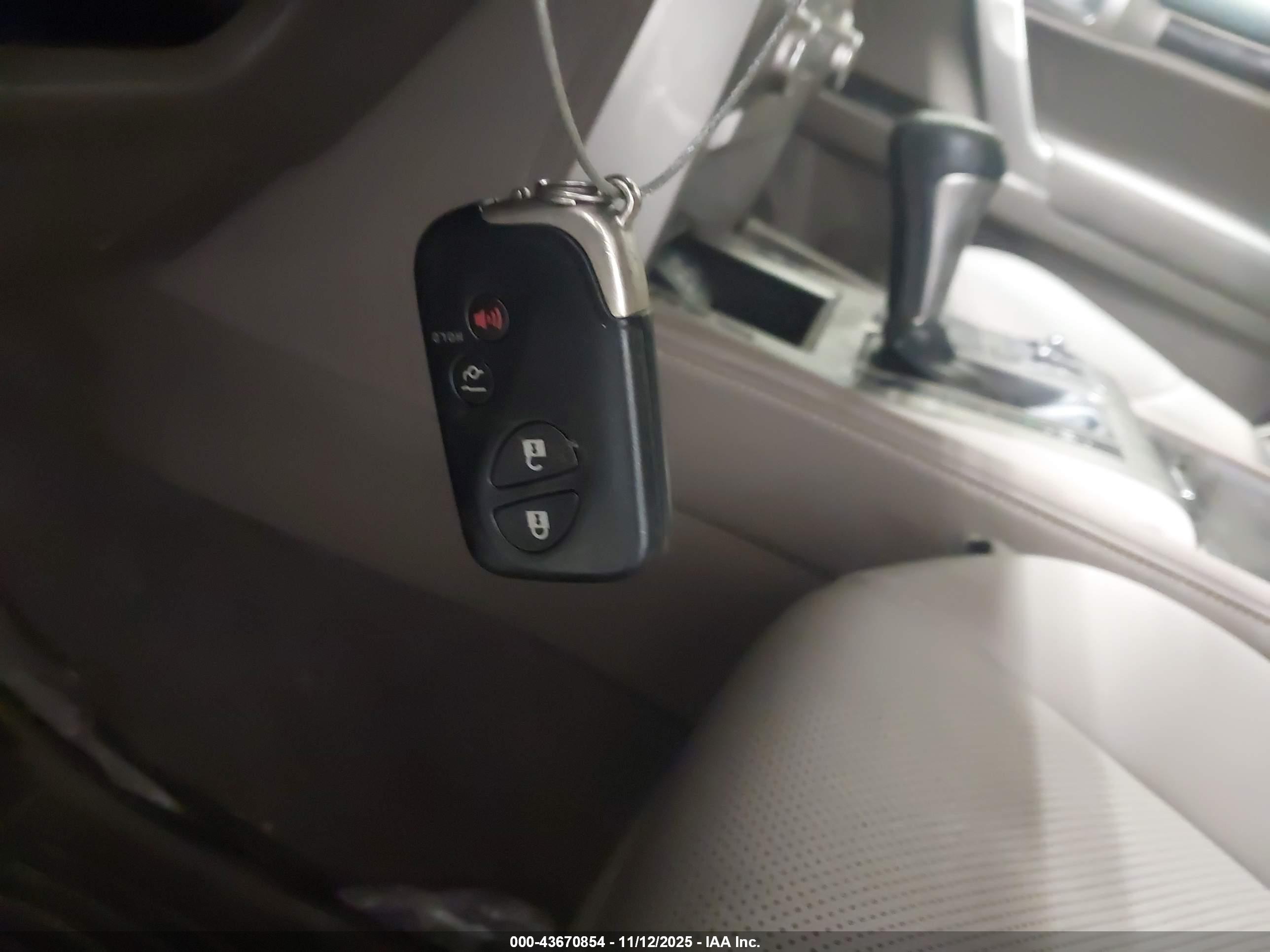 LEXUS GX image 11