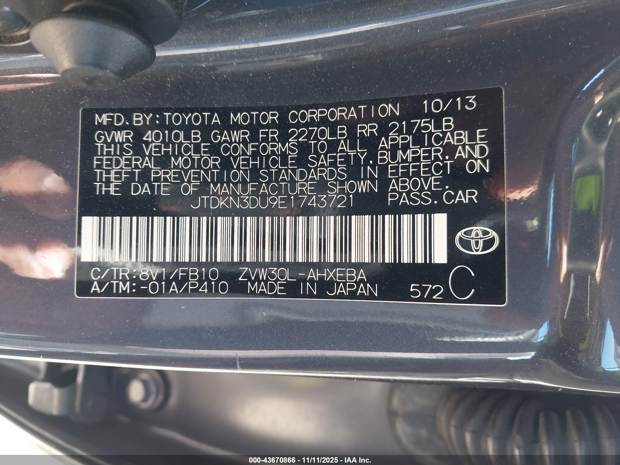 TOYOTA PRIUS image 9