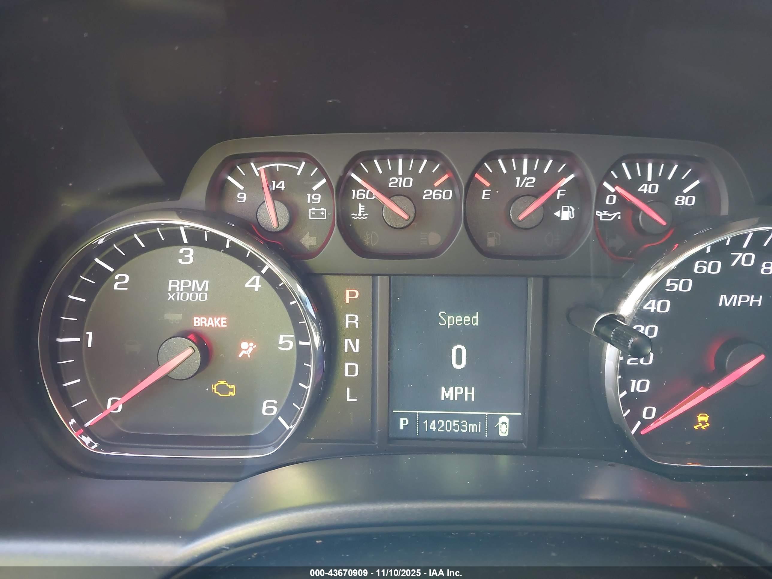 CHEVROLET SILVERADO image 7