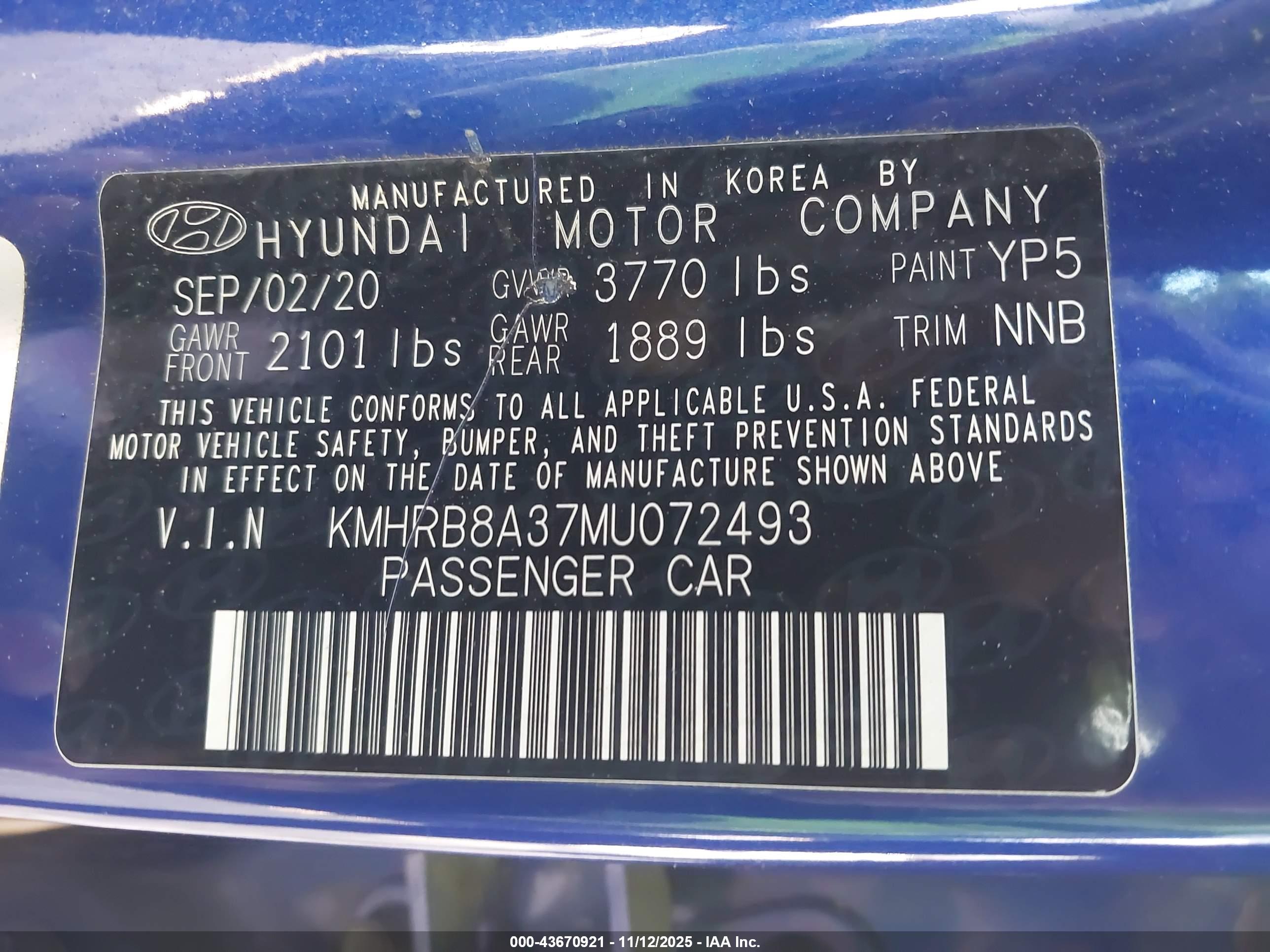 HYUNDAI VENUE image 9
