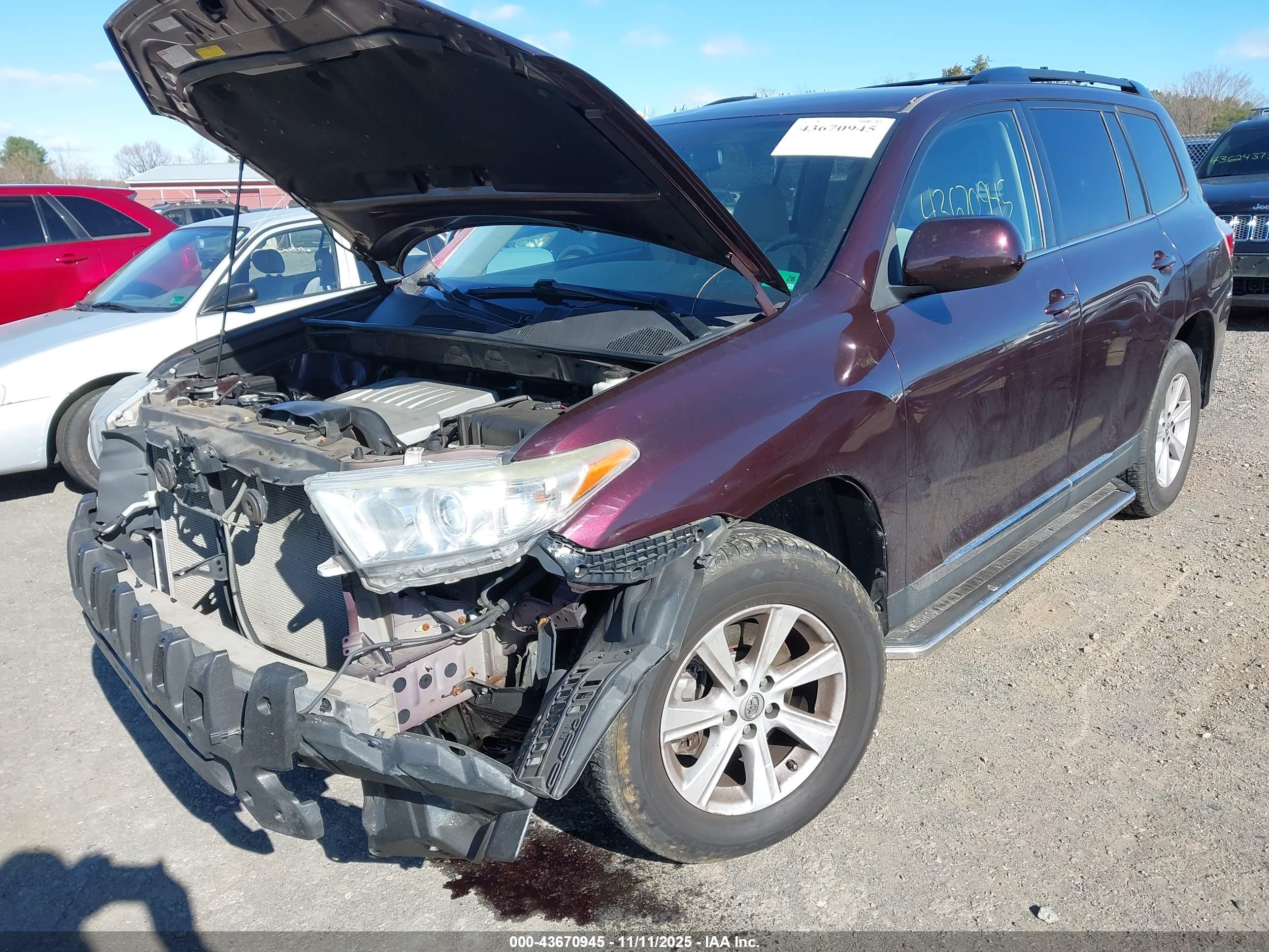 TOYOTA HIGHLANDER image 6