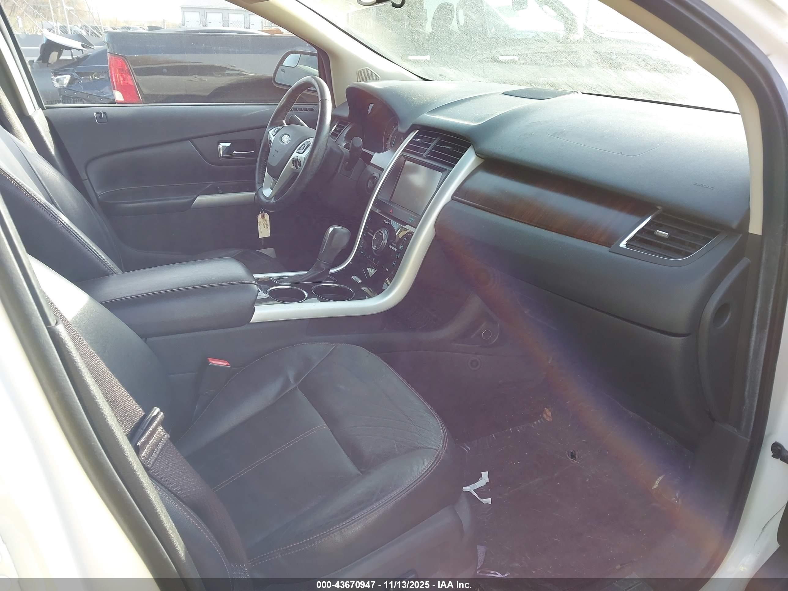 FORD EDGE image 5