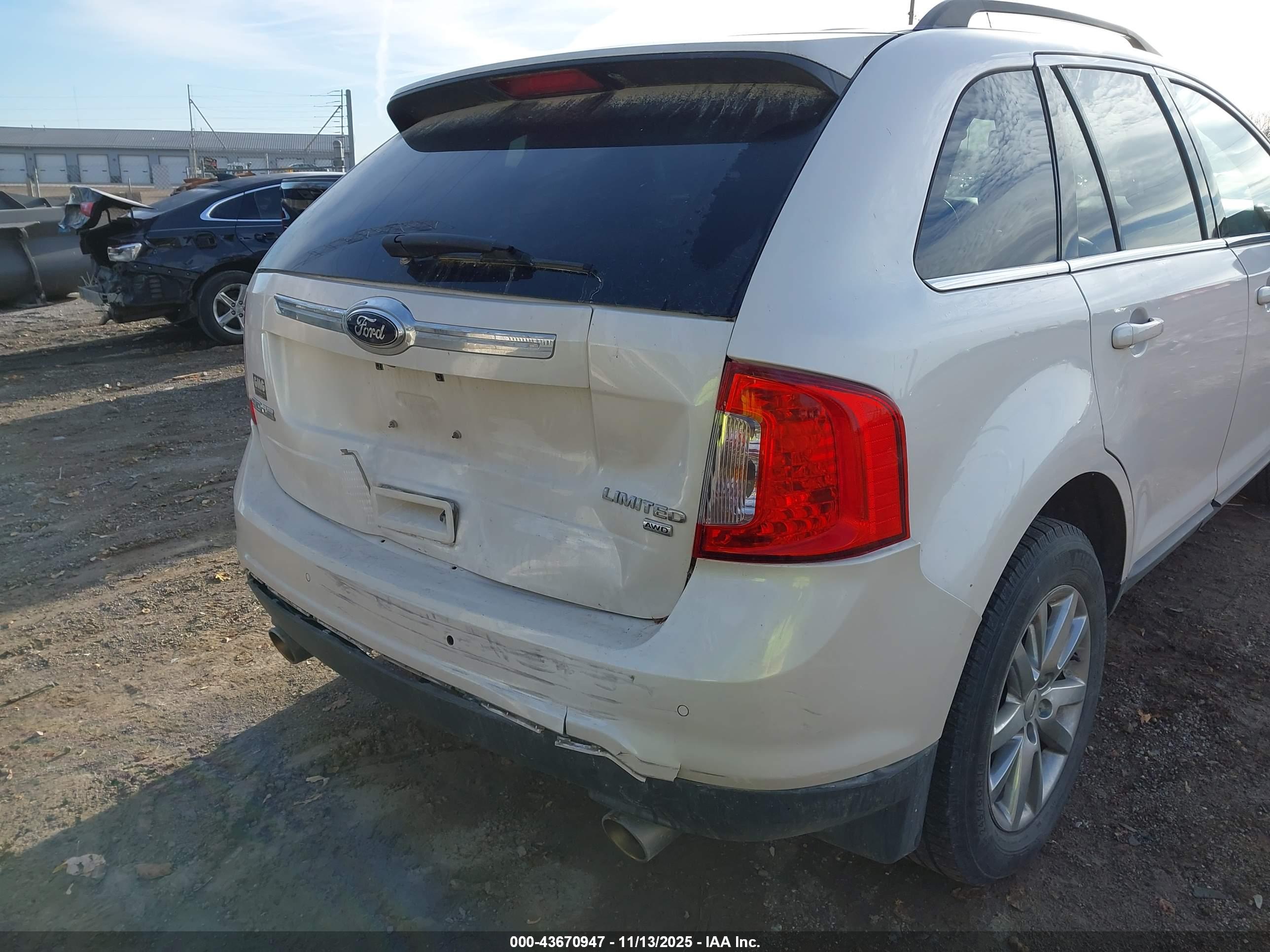 FORD EDGE image 6