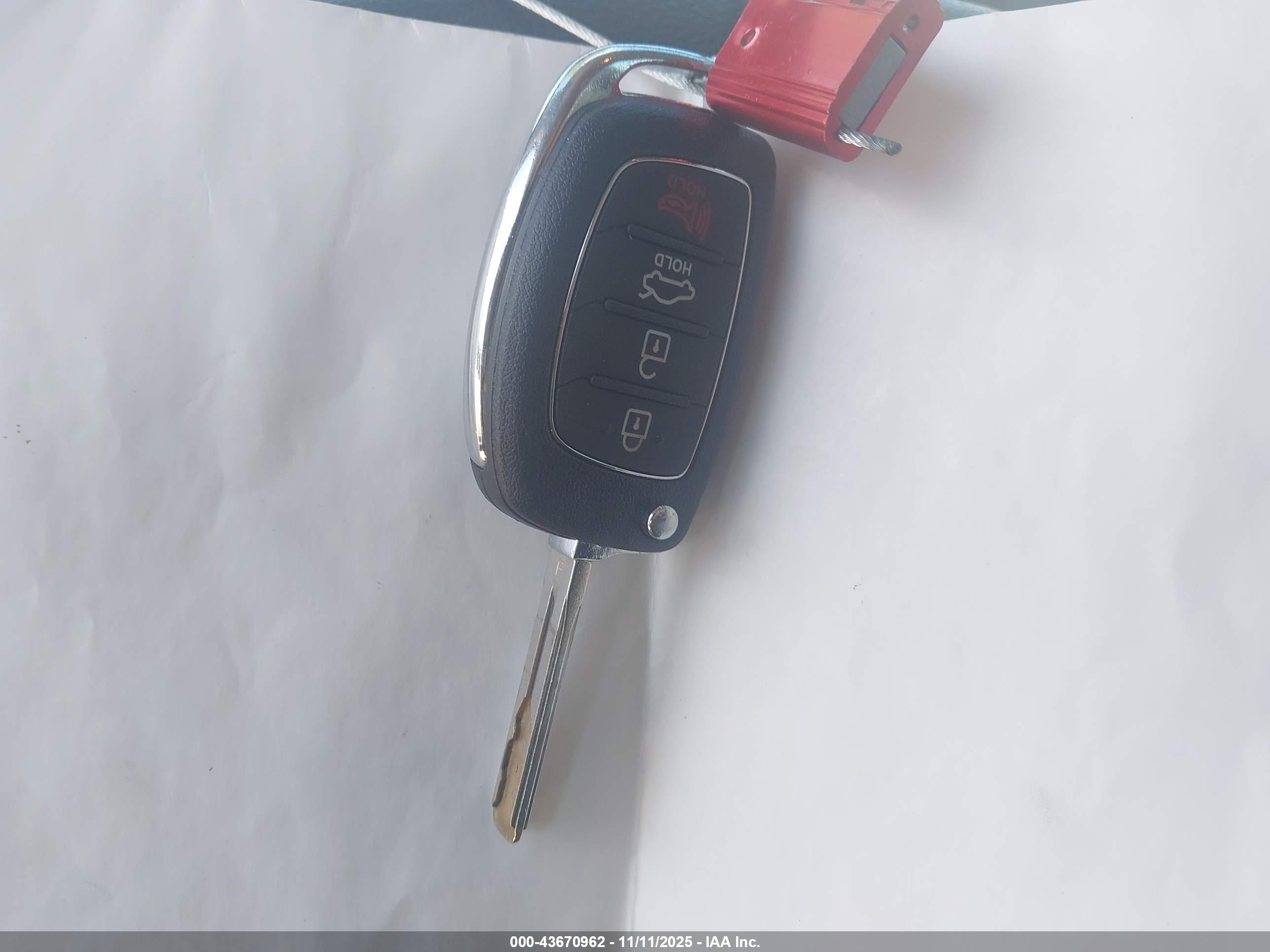 HYUNDAI SONATA image 11