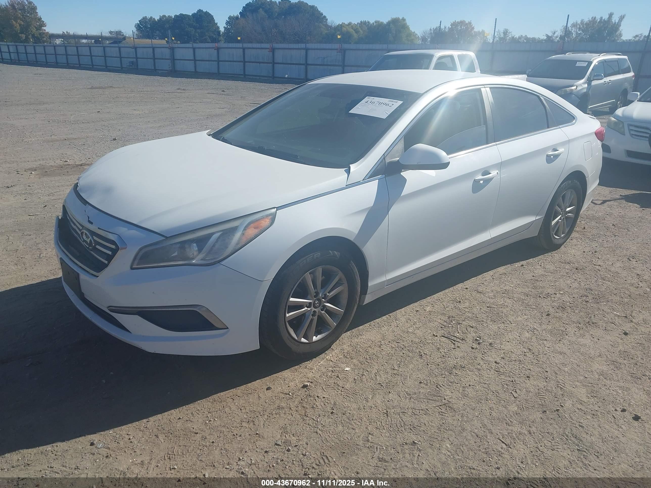 HYUNDAI SONATA image 2