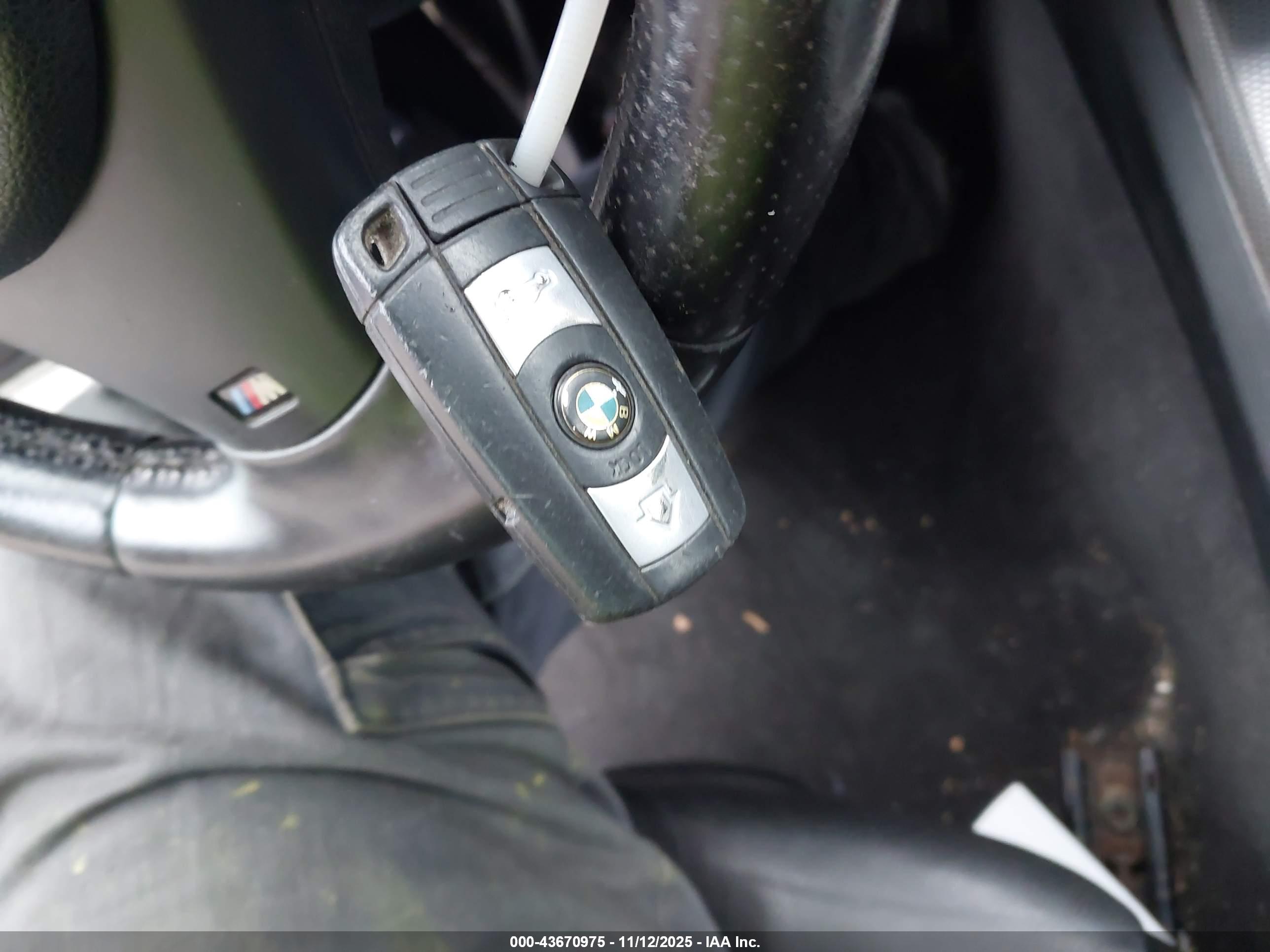 BMW 328I image 11