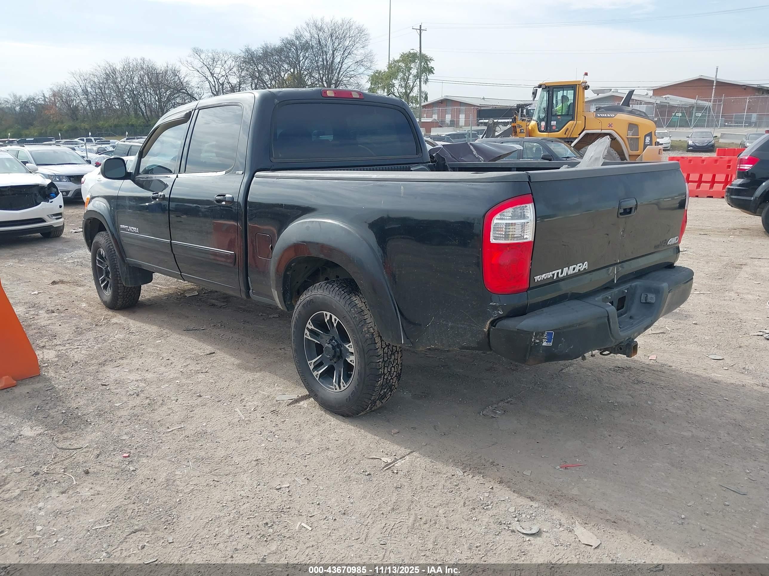 TOYOTA TUNDRA image 3