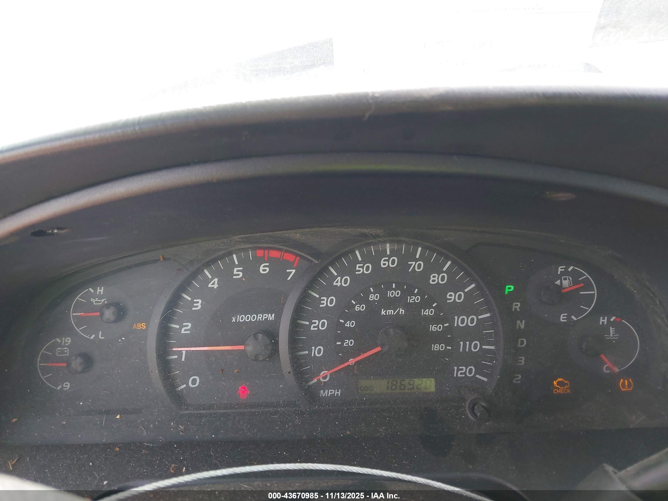 TOYOTA TUNDRA image 7