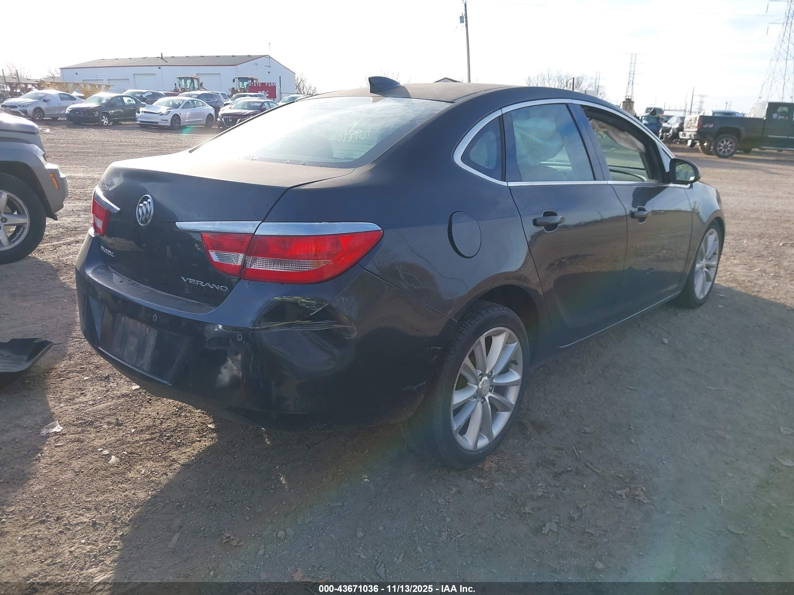 BUICK VERANO image 4