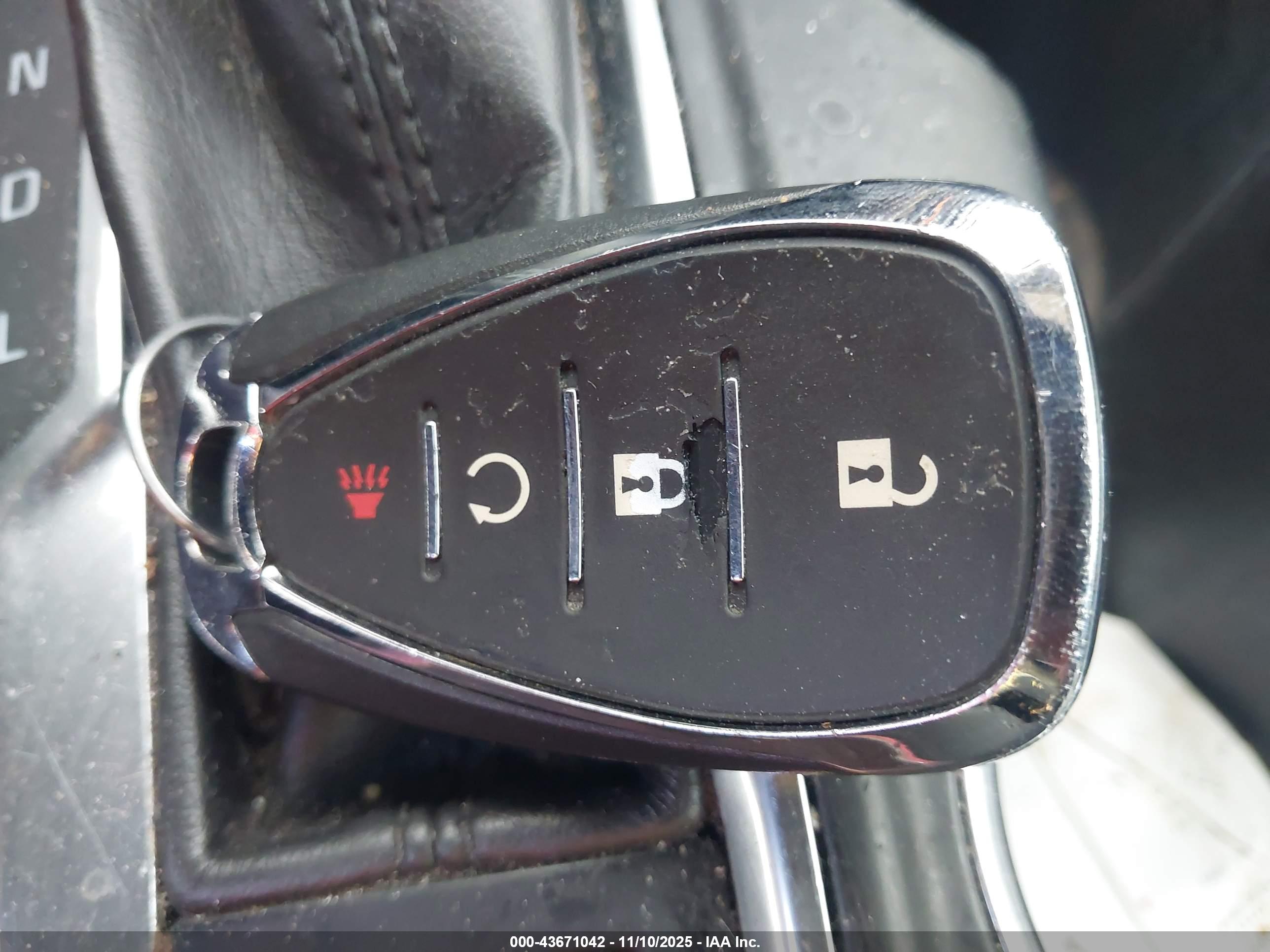 CHEVROLET EQUINOX image 11