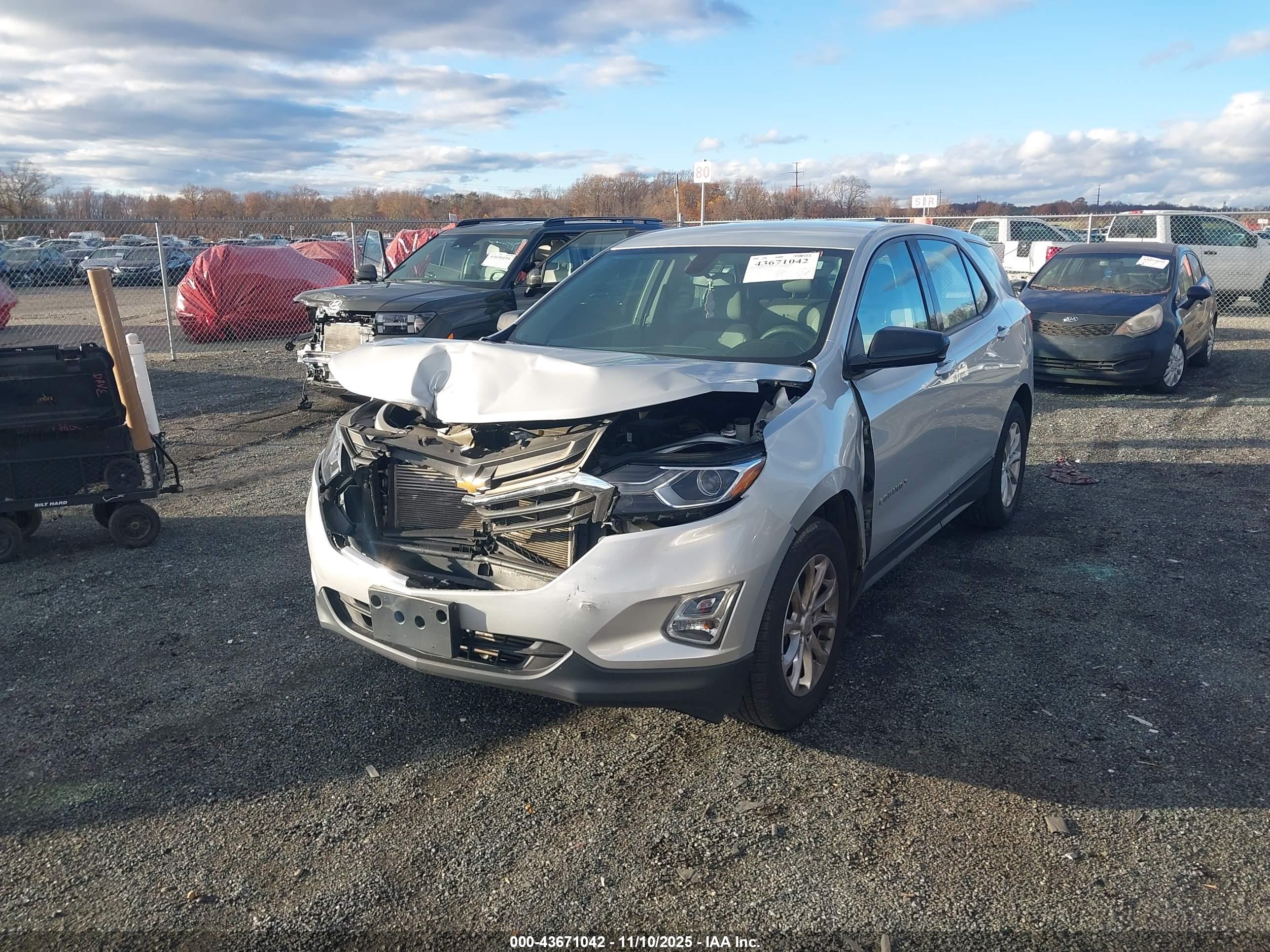 CHEVROLET EQUINOX image 2