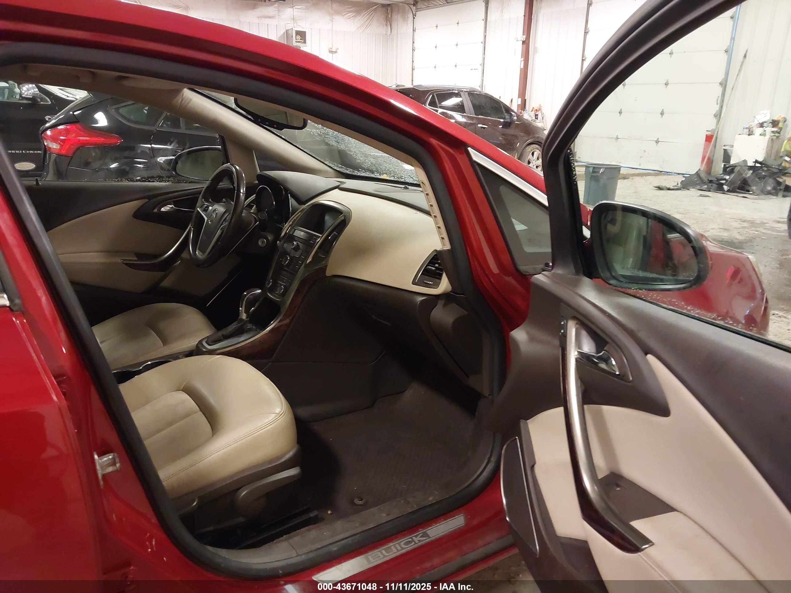 BUICK VERANO image 5