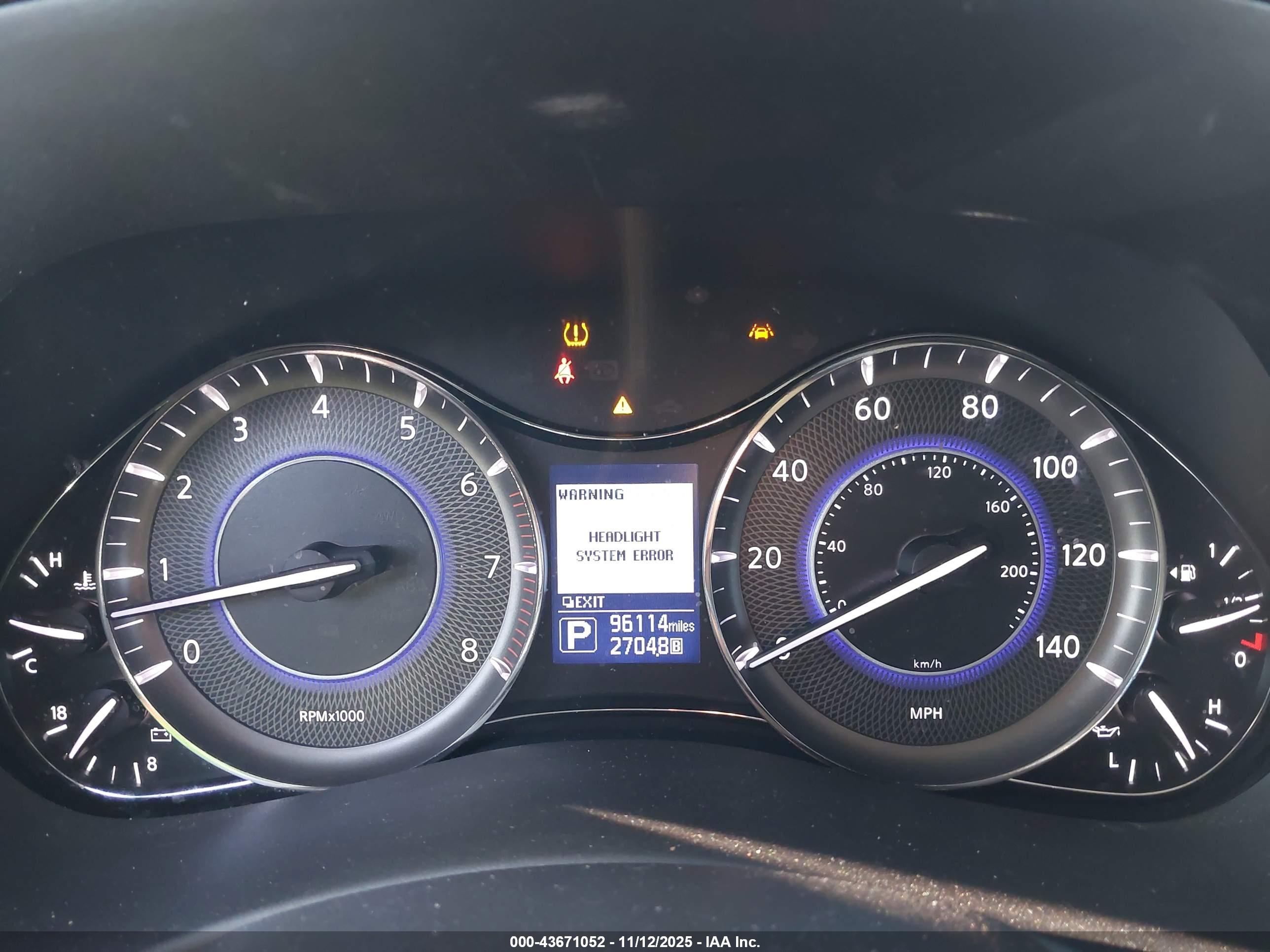 INFINITI QX80 image 7