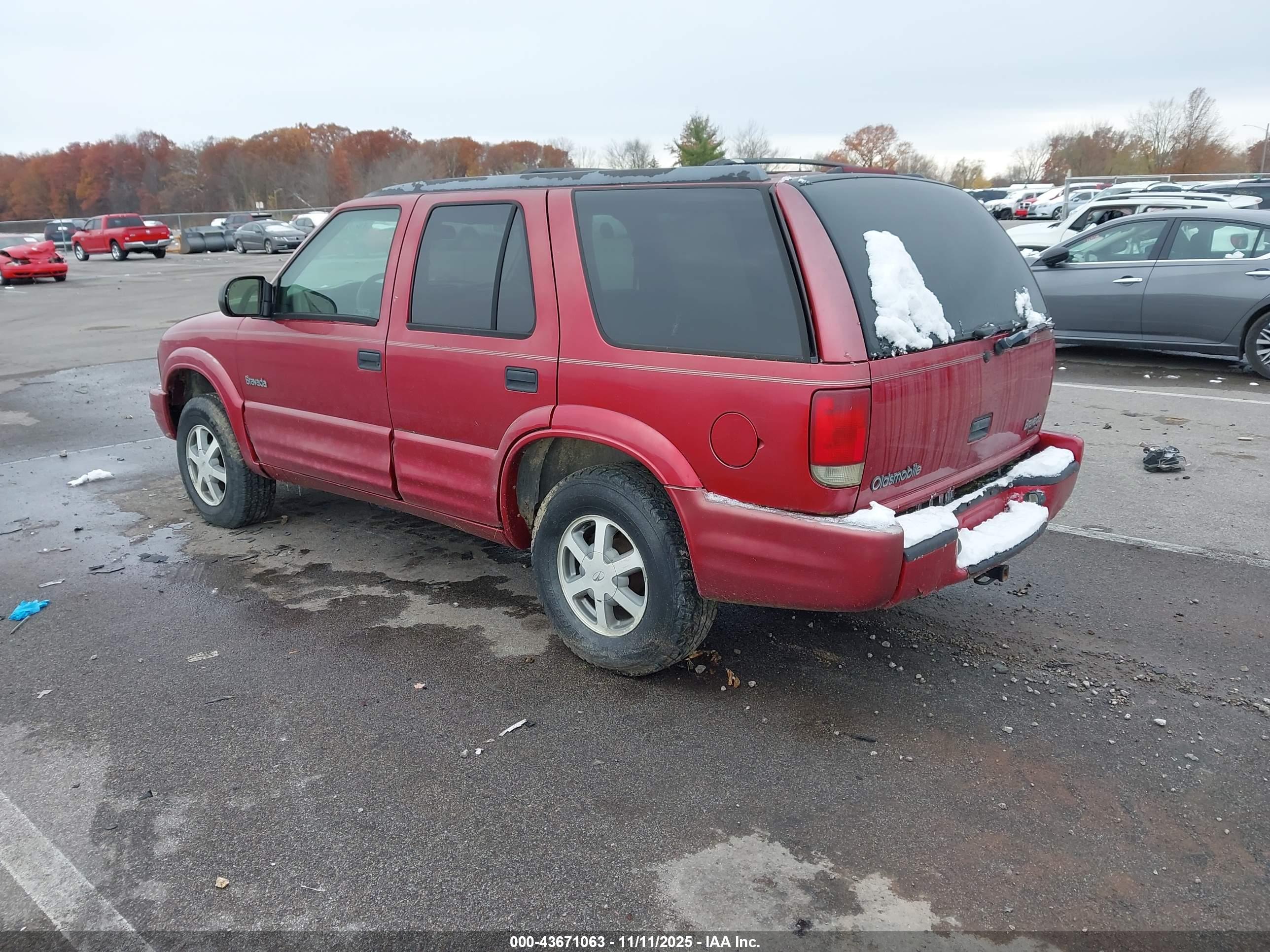 OLDSMOBILE BRAVADA image 3