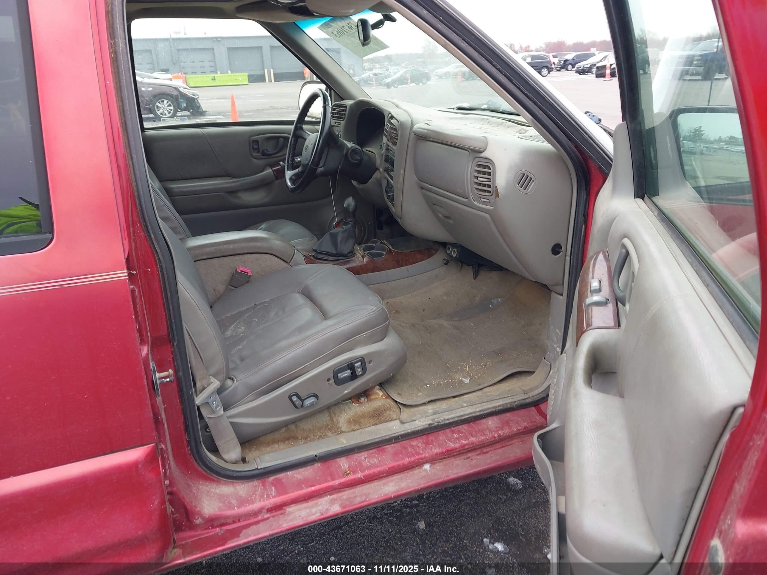 OLDSMOBILE BRAVADA image 5