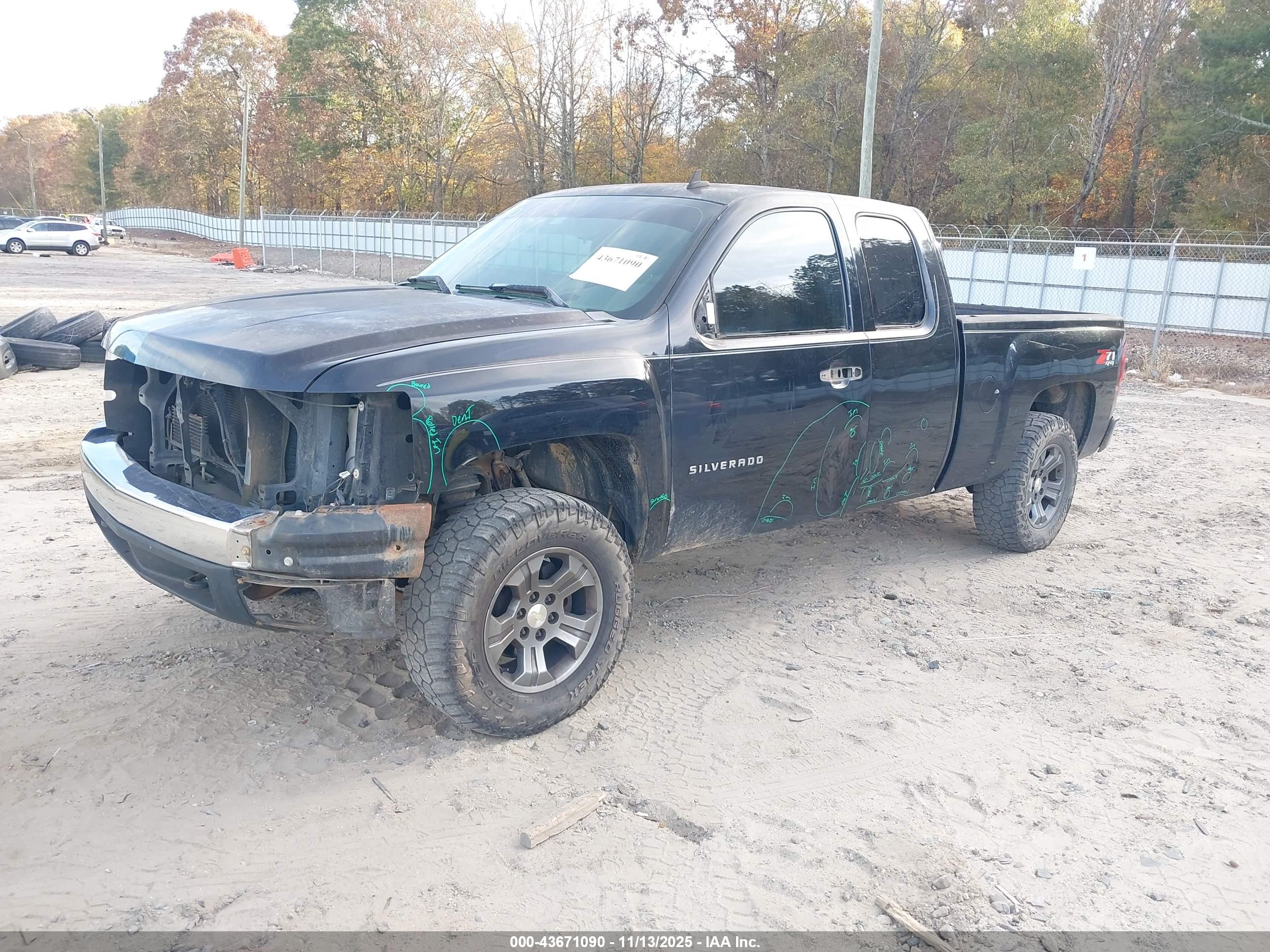 CHEVROLET SILVERADO image 2