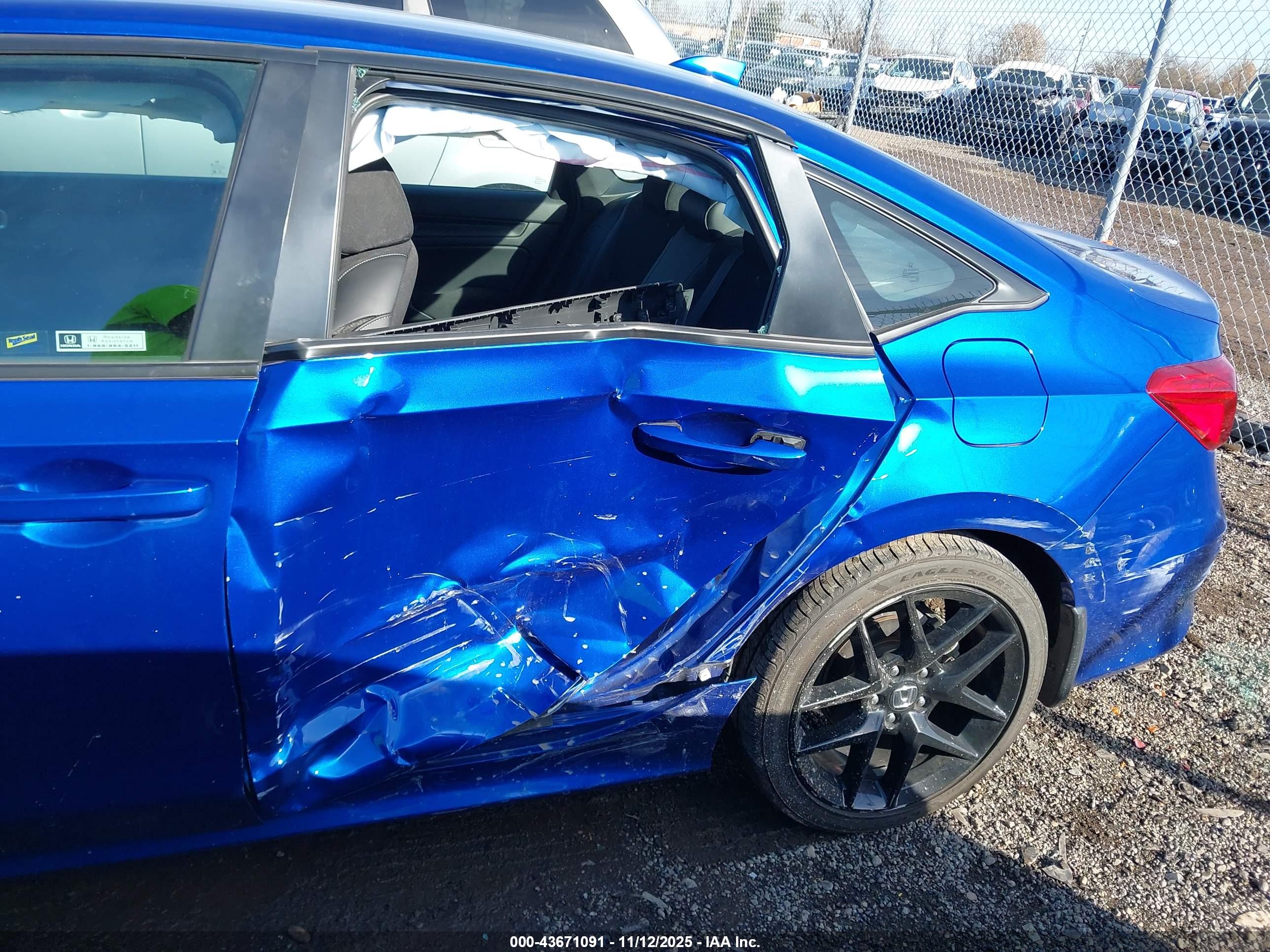 HONDA CIVIC image 6