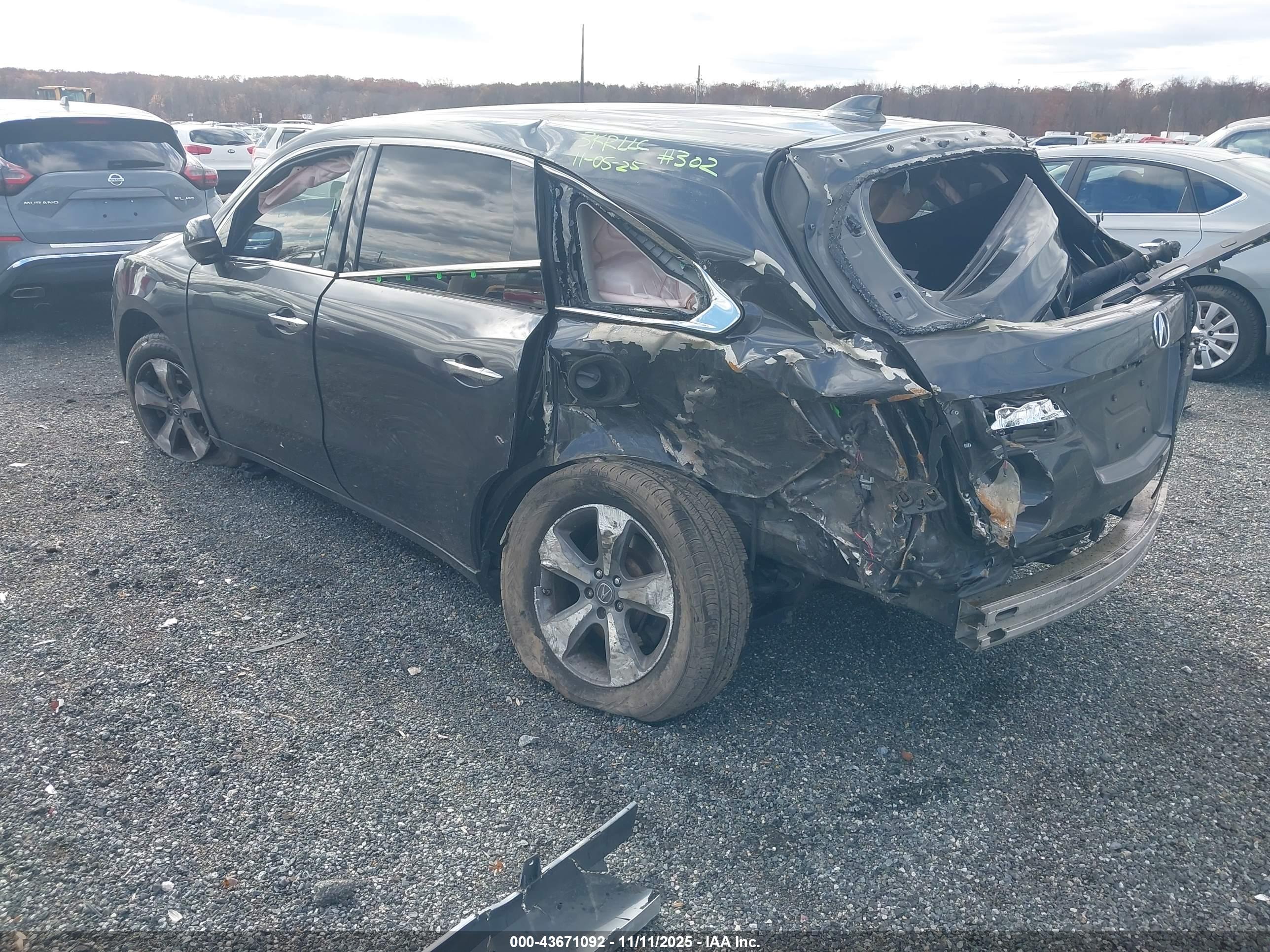 ACURA MDX image 3