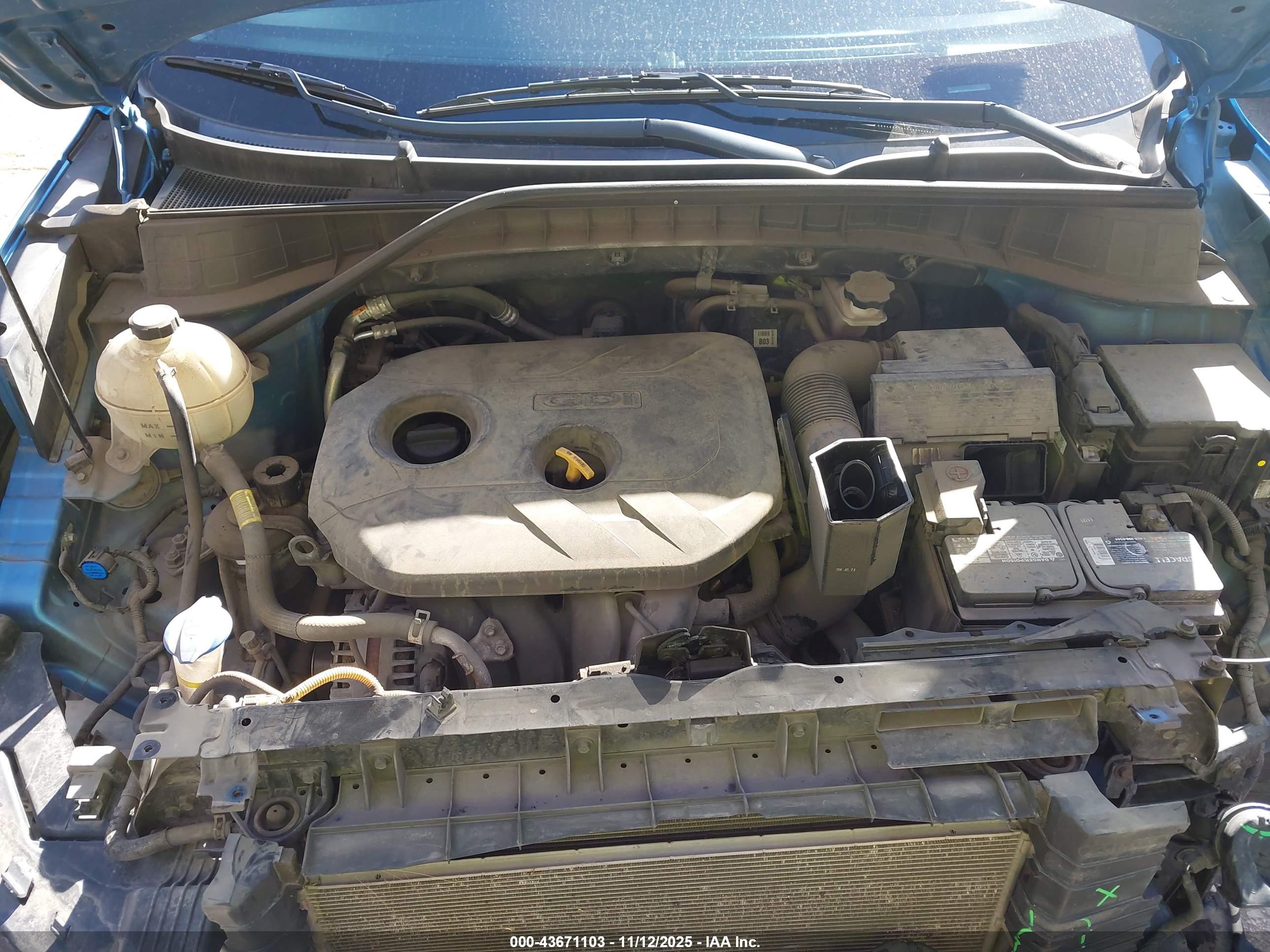 HYUNDAI TUCSON image 10