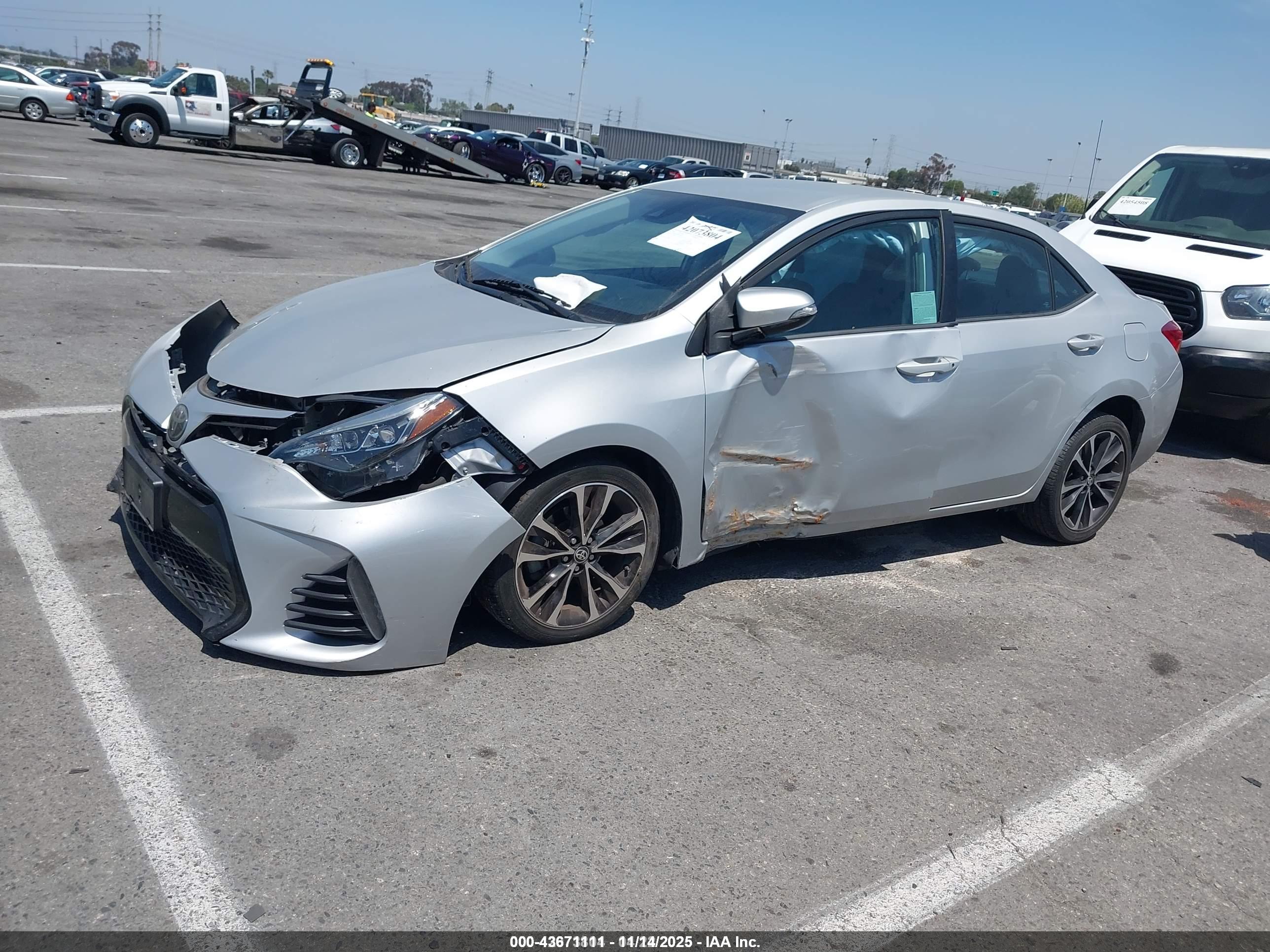 TOYOTA COROLLA image 2
