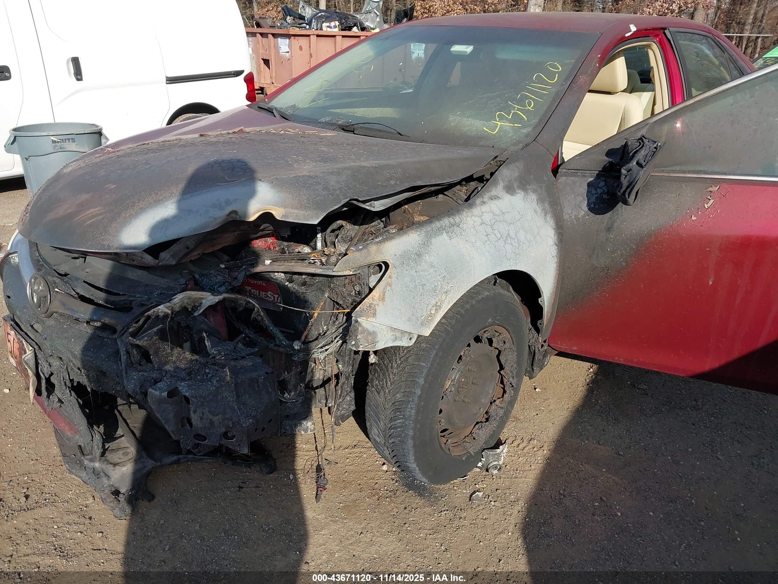 TOYOTA CAMRY image 6