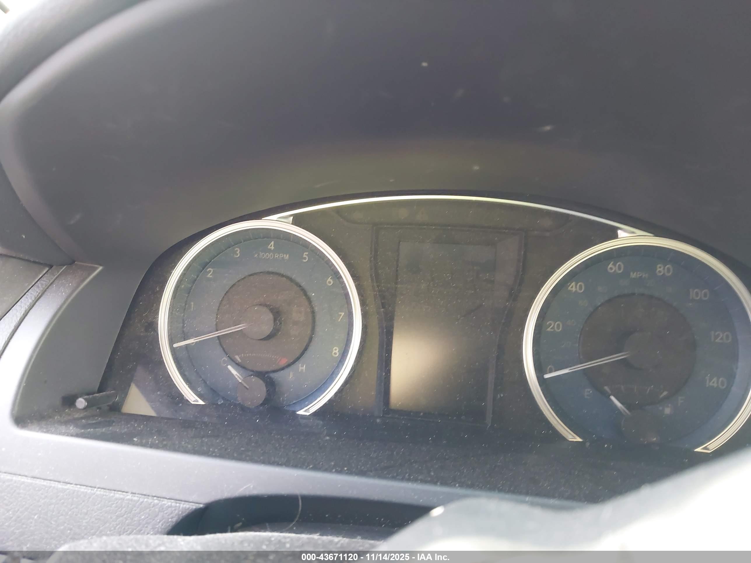 TOYOTA CAMRY image 7