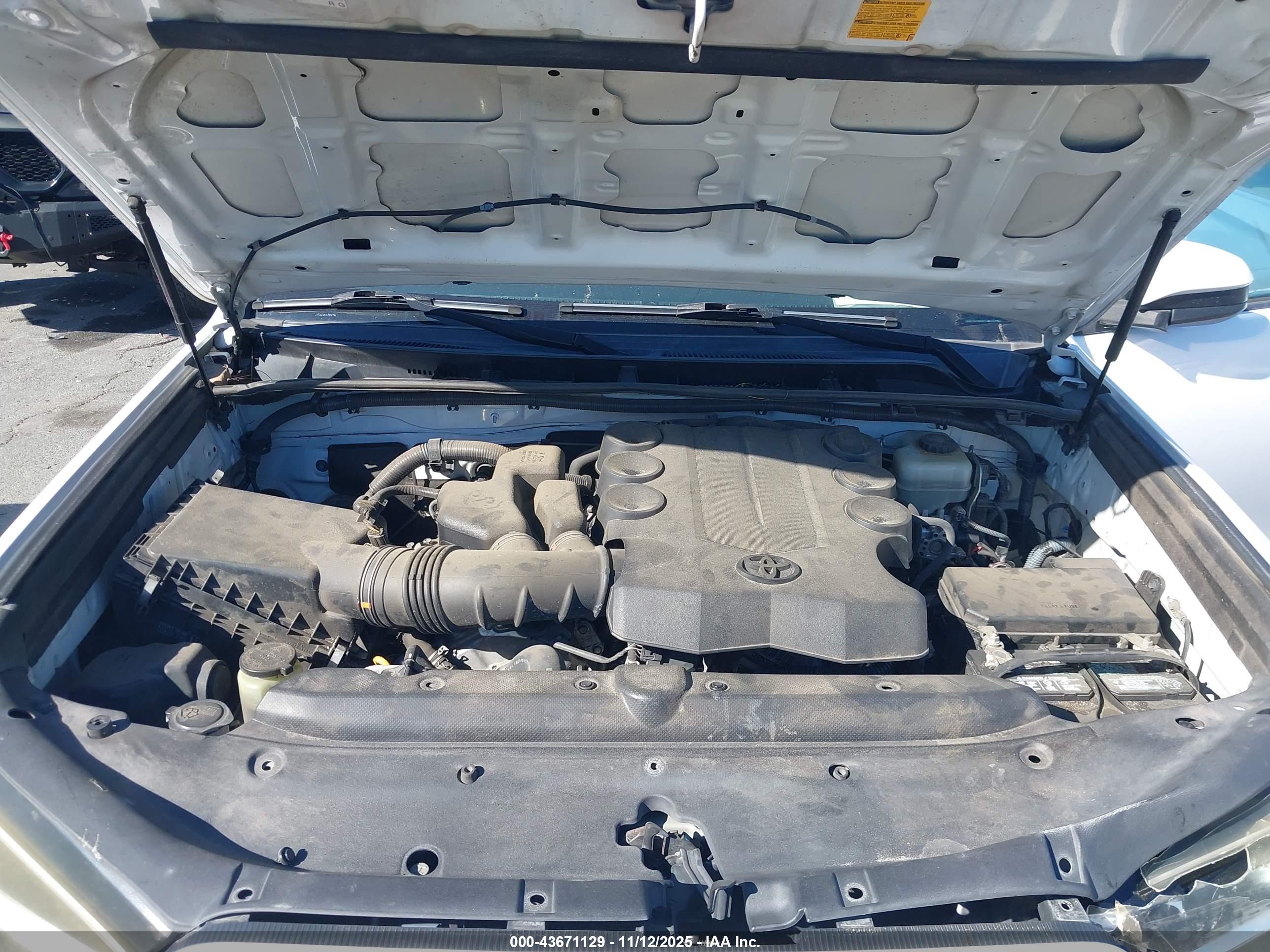 TOYOTA 4RUNNER image 10