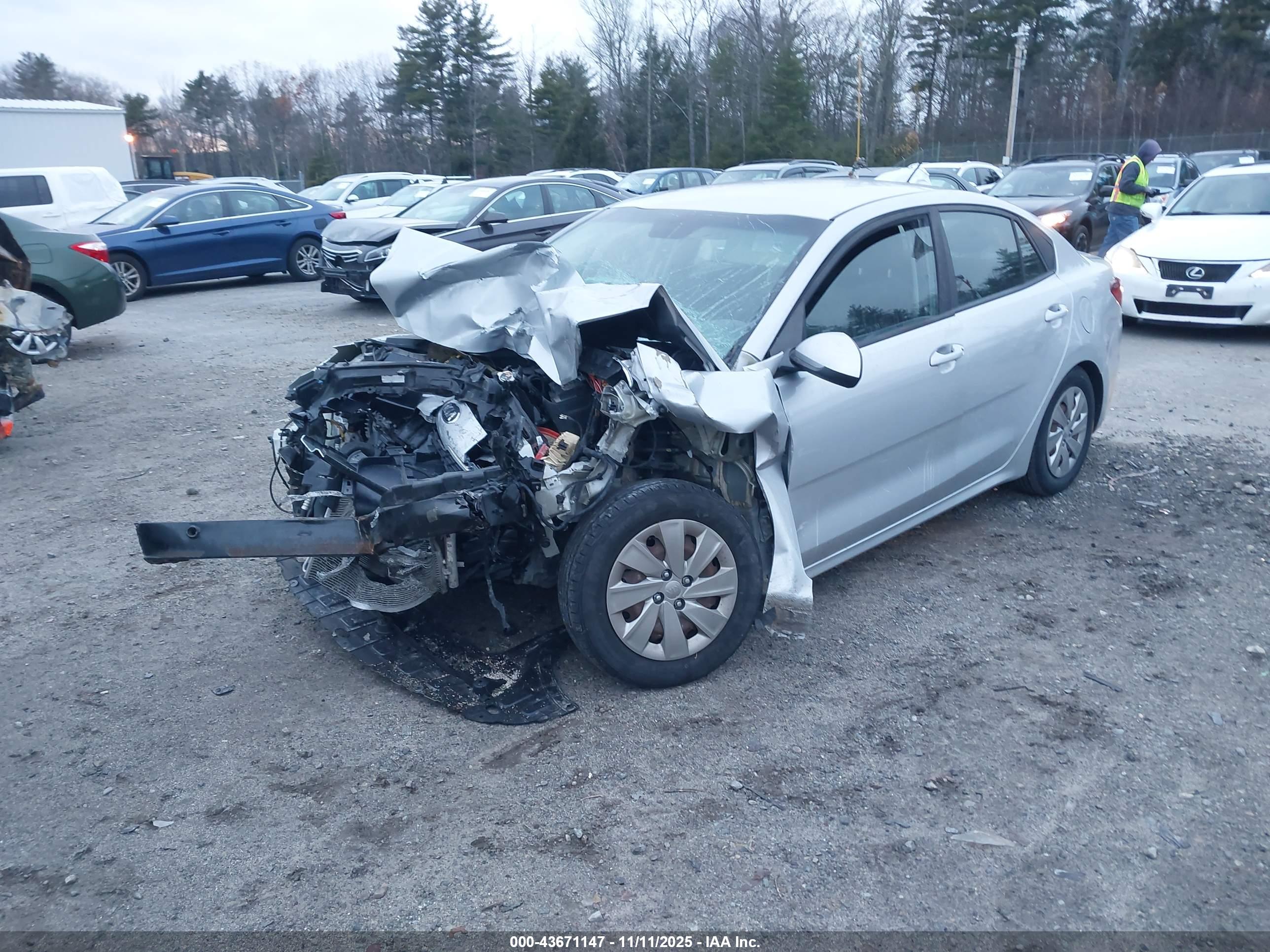 KIA RIO image 2