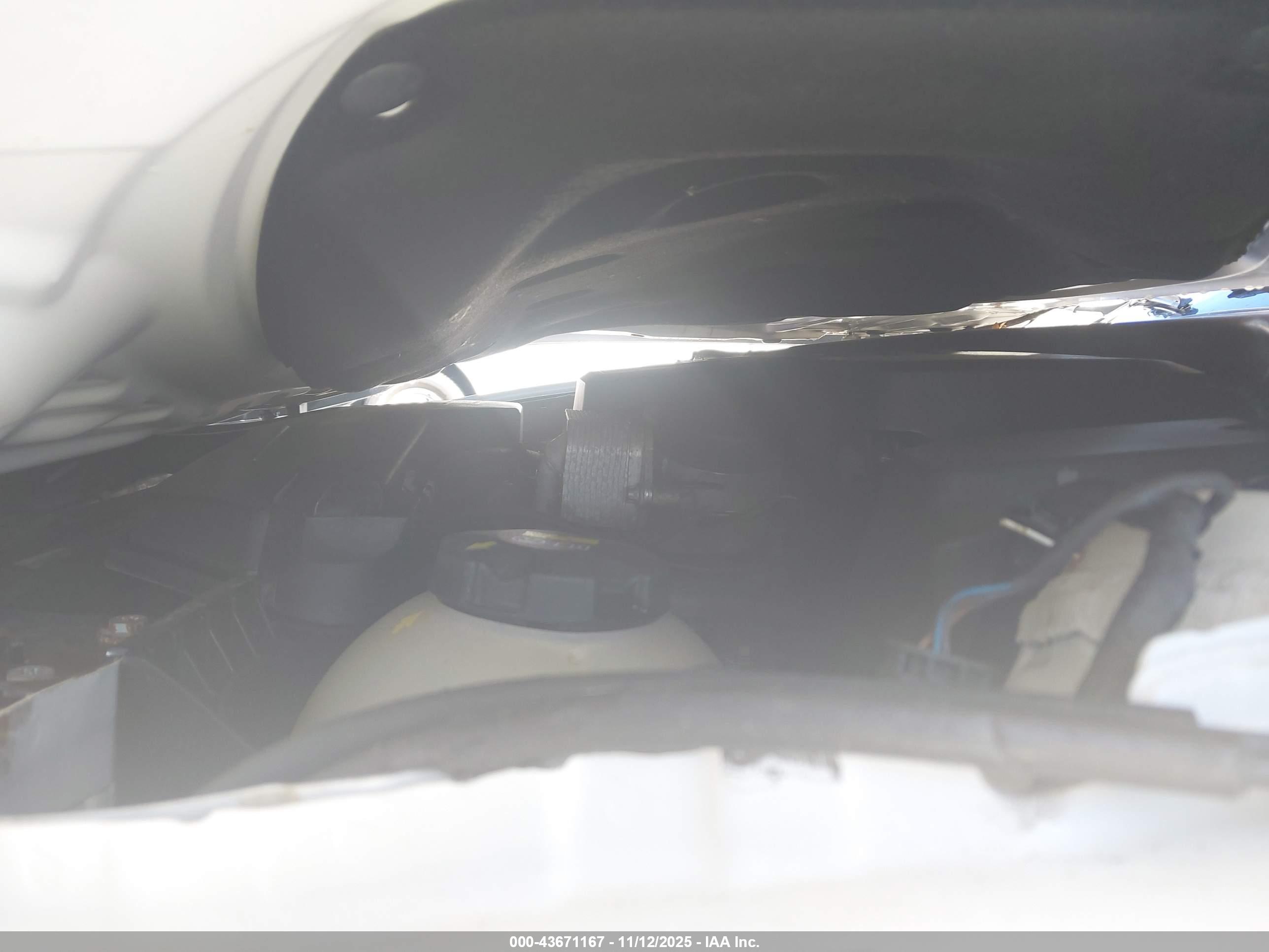 BMW 328I image 10
