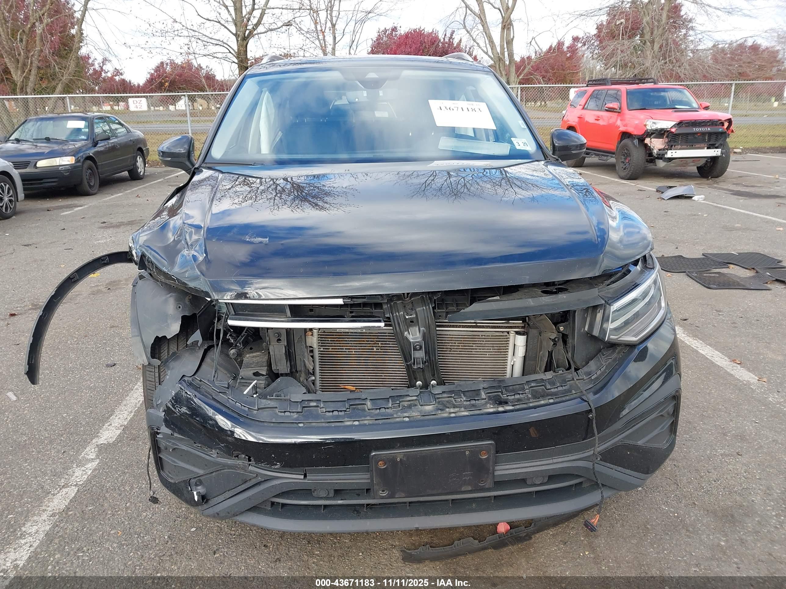 VOLKSWAGEN TIGUAN image 6