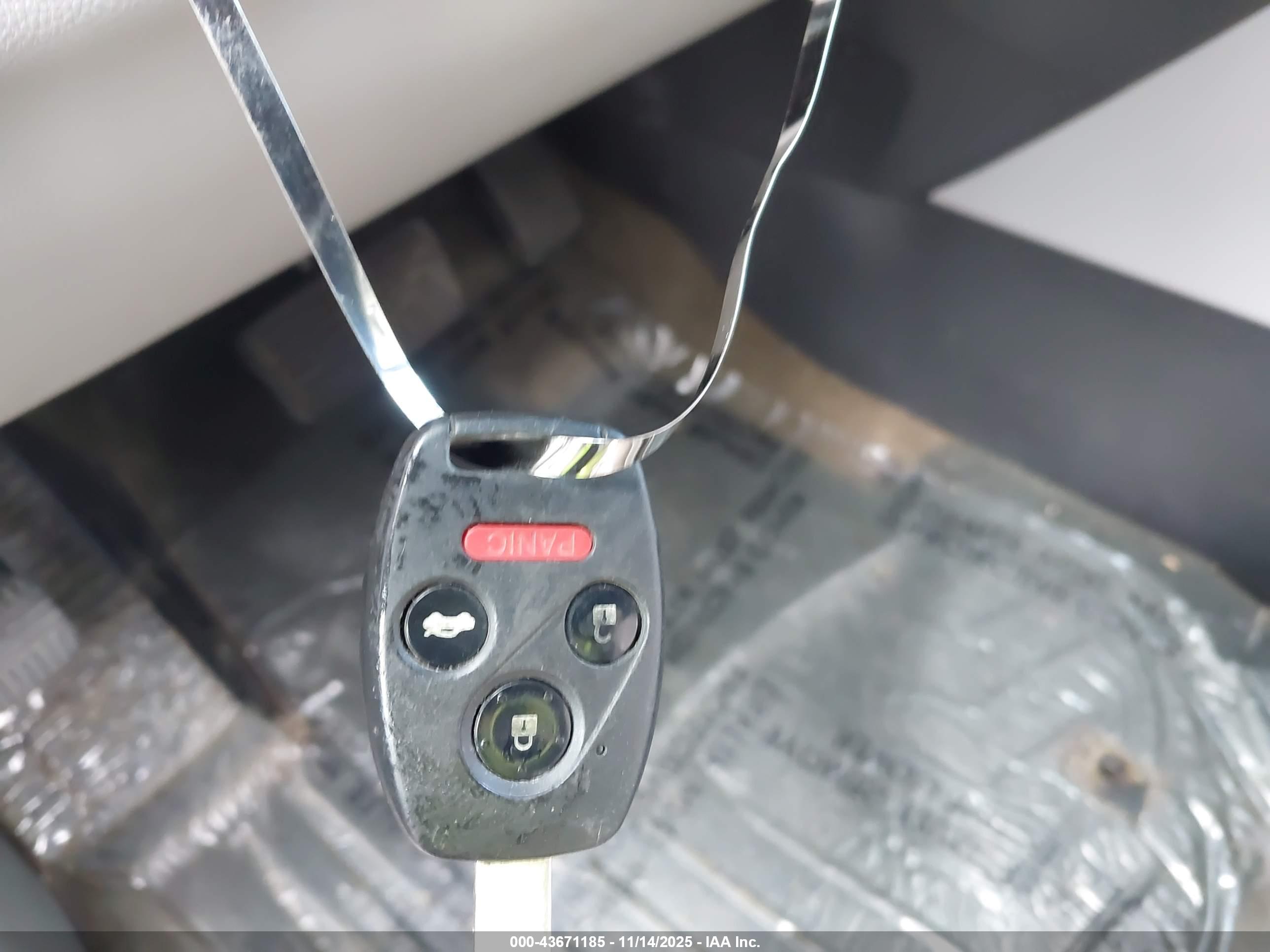 HONDA PILOT image 11