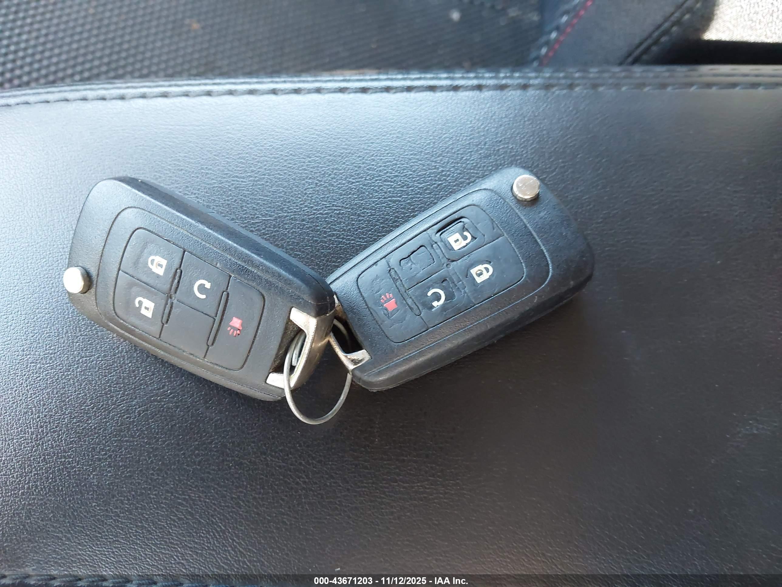 CHEVROLET EQUINOX image 11