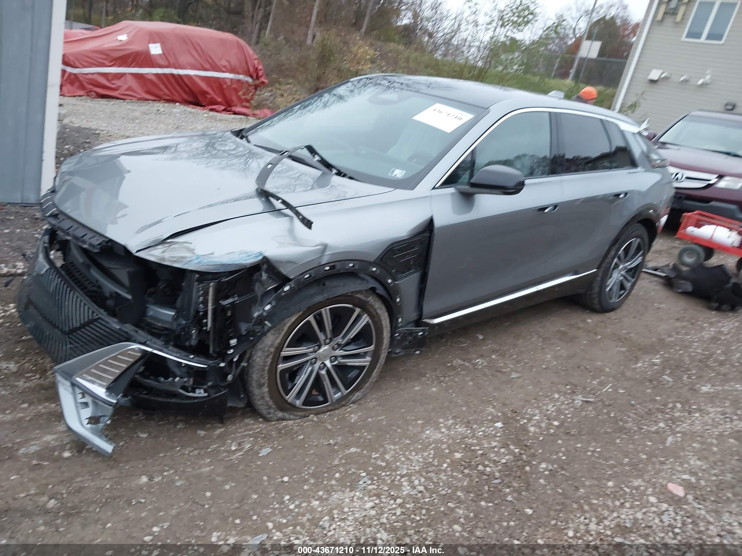 CADILLAC LYRIQ image 2