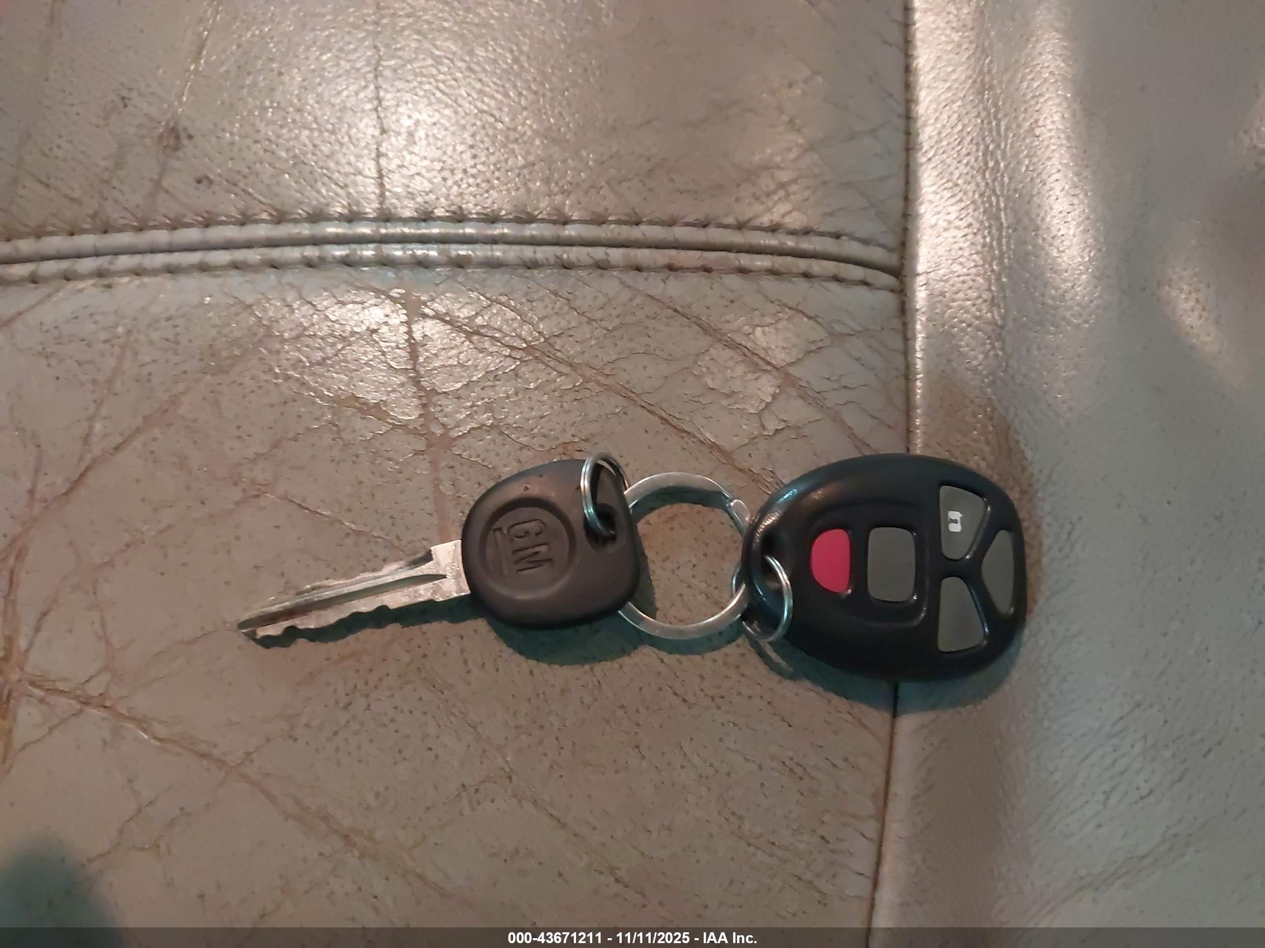 GMC YUKON image 11