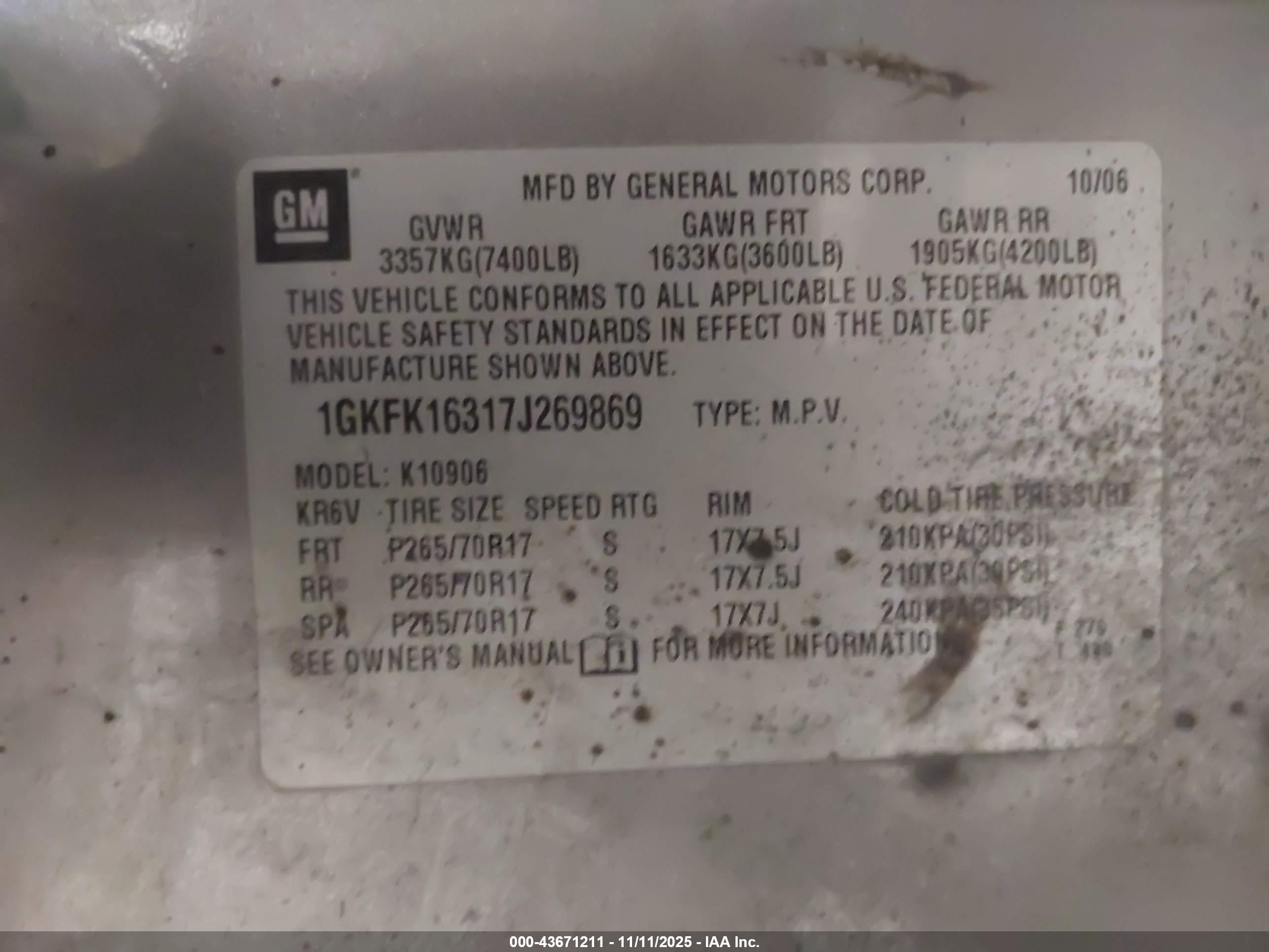 GMC YUKON image 9