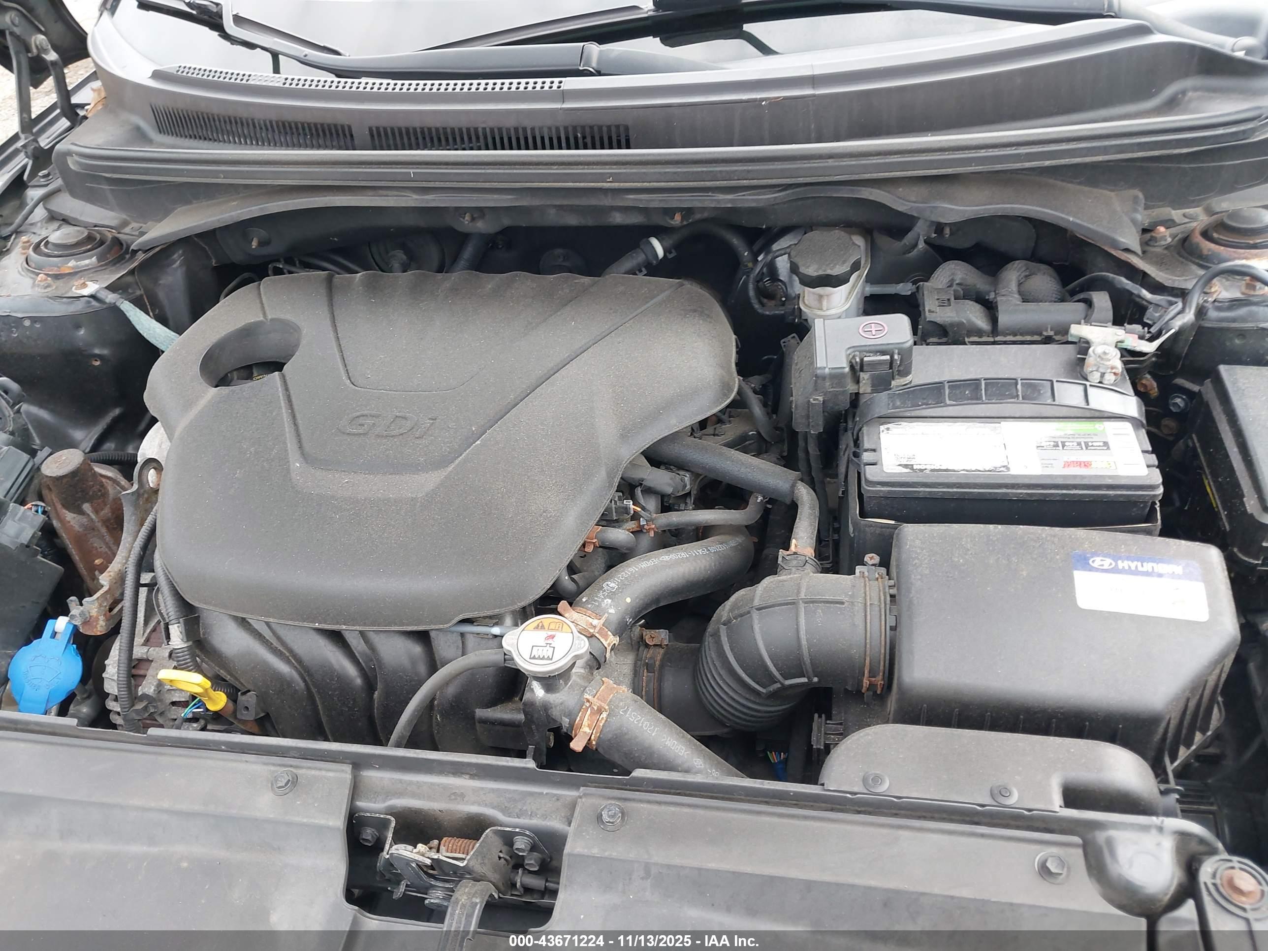 HYUNDAI VELOSTER image 10