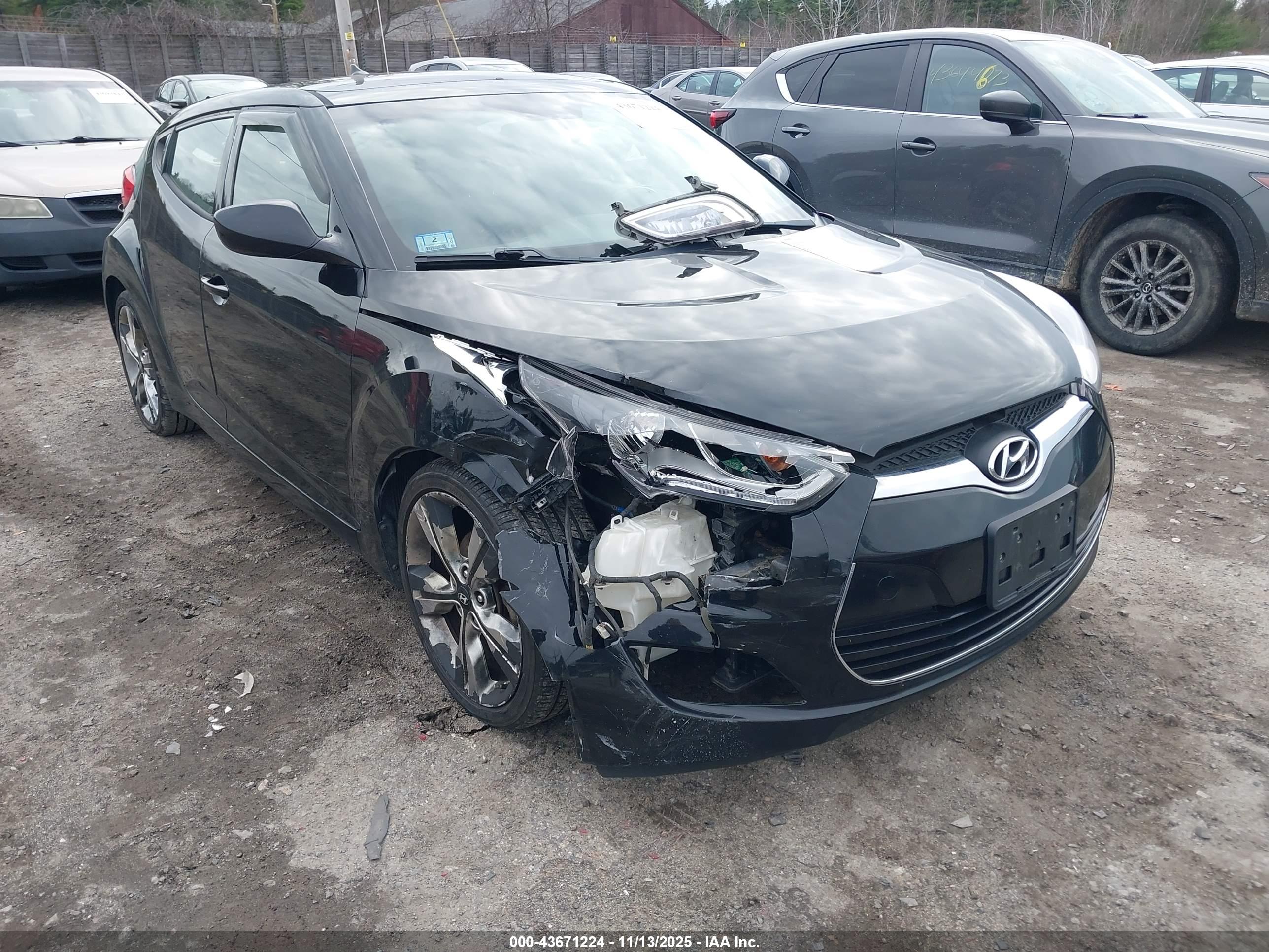 HYUNDAI VELOSTER image 6