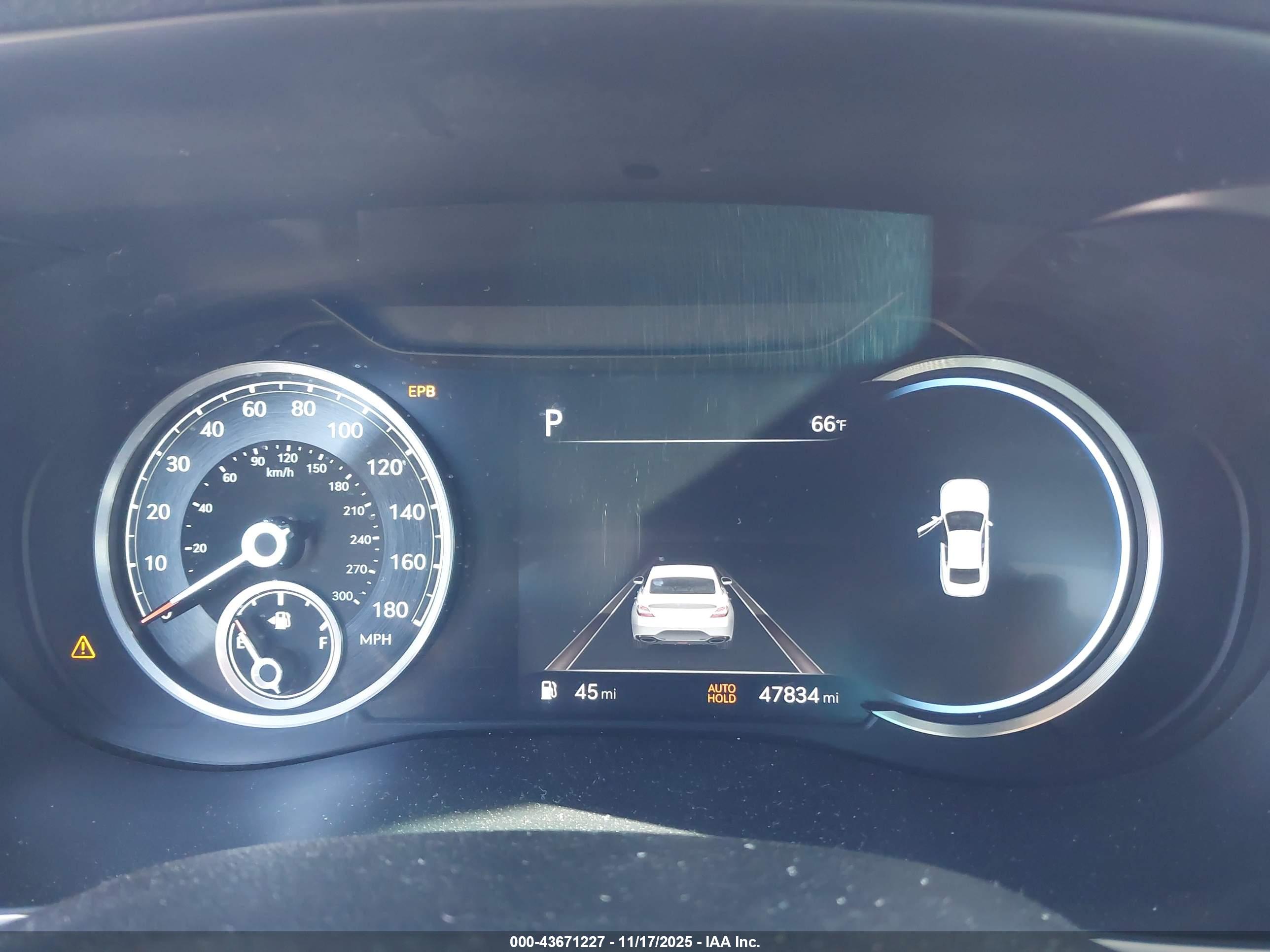 GENESIS G70 image 7