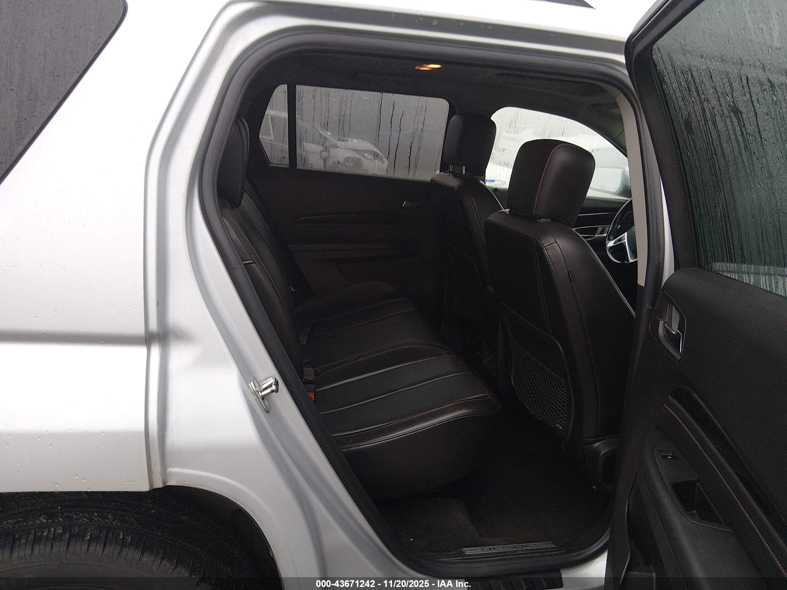 GMC TERRAIN image 8