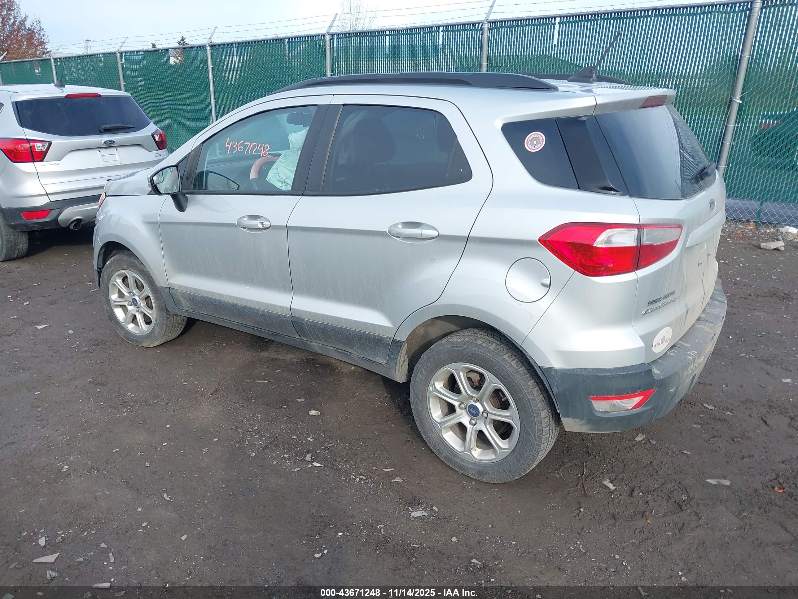 FORD ECOSPORT image 3