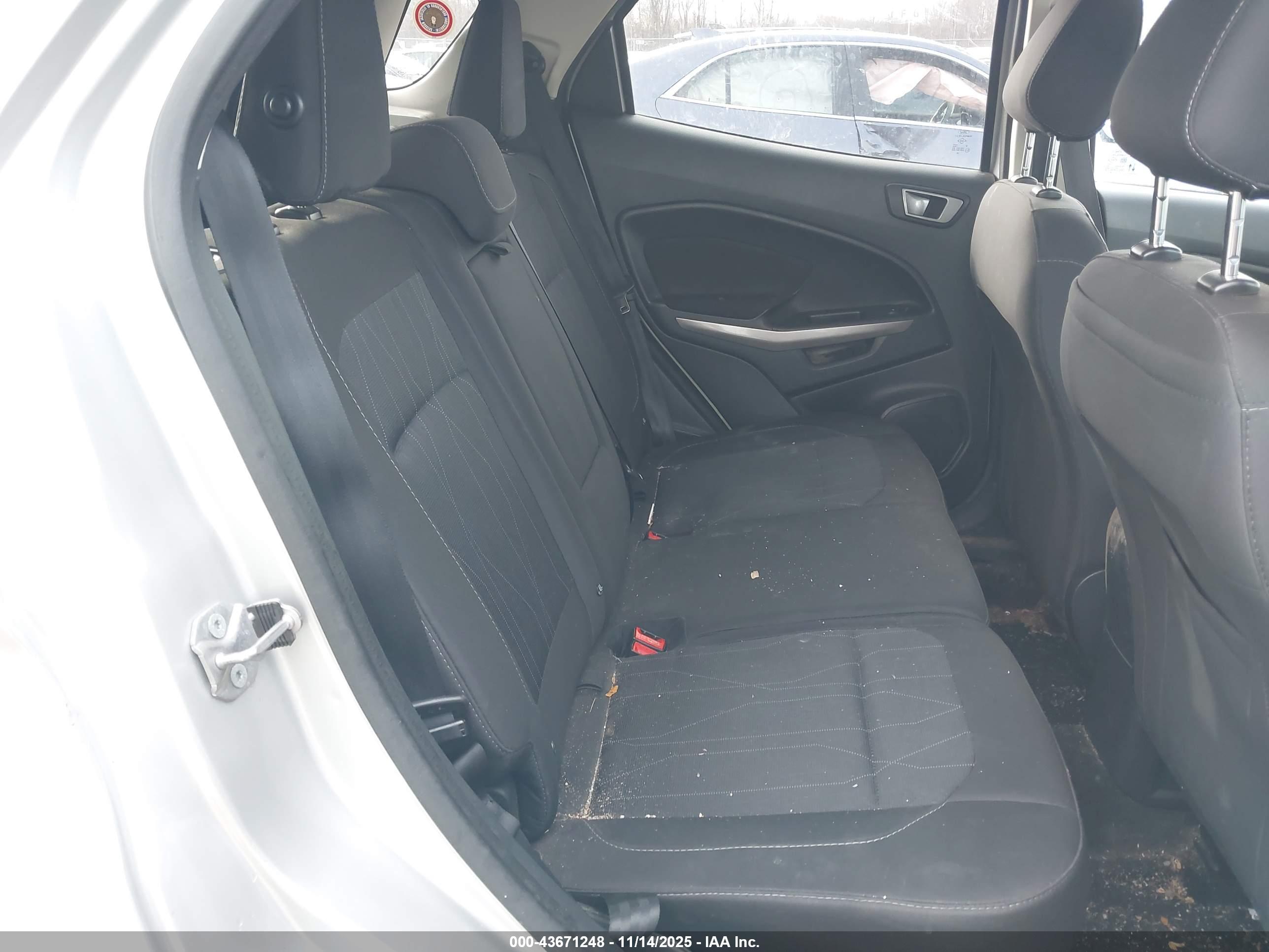 FORD ECOSPORT image 8
